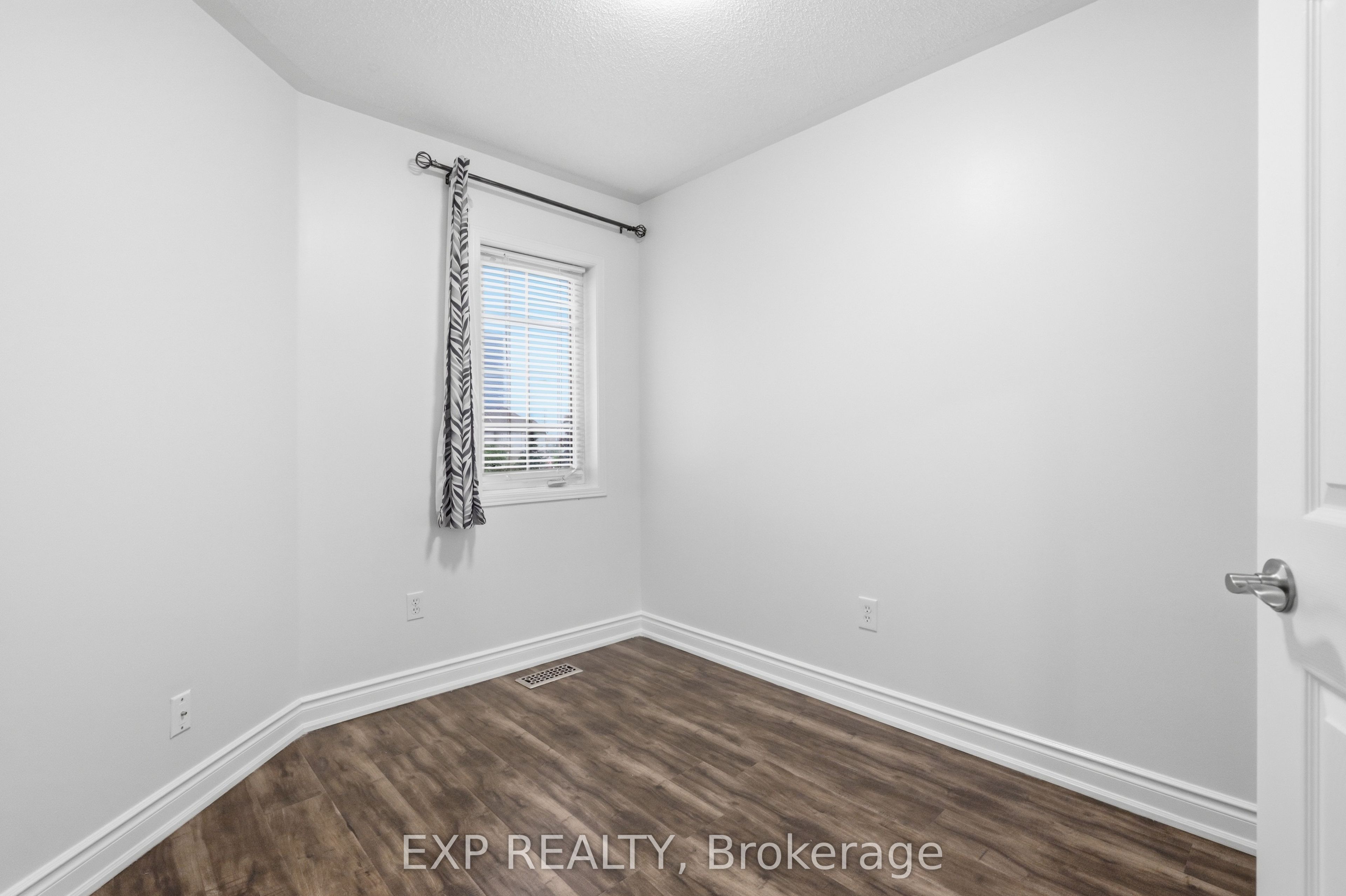 1015 Borden Lane Property Photo 18