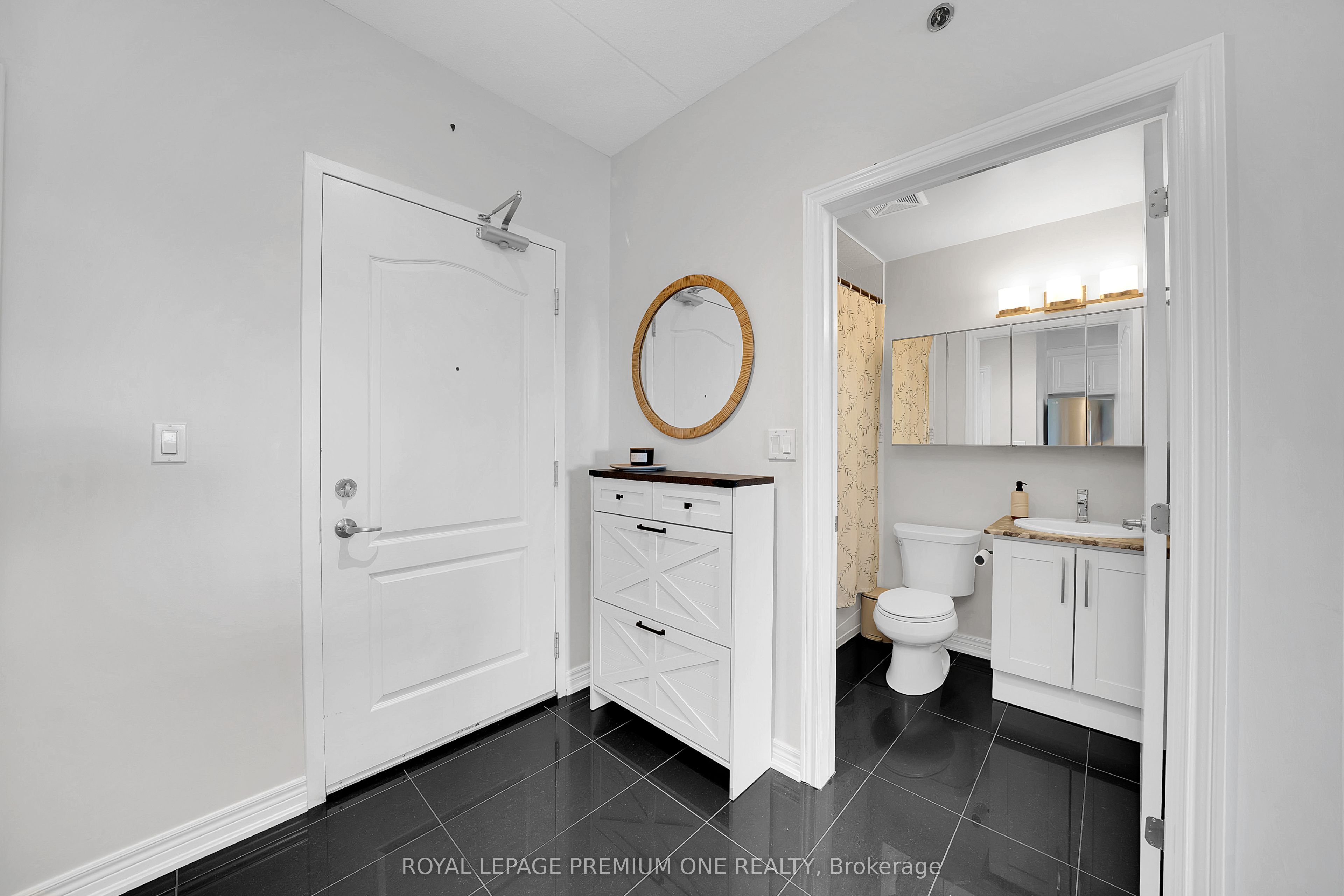 1419 Costigan Road 508 Property Photo 7