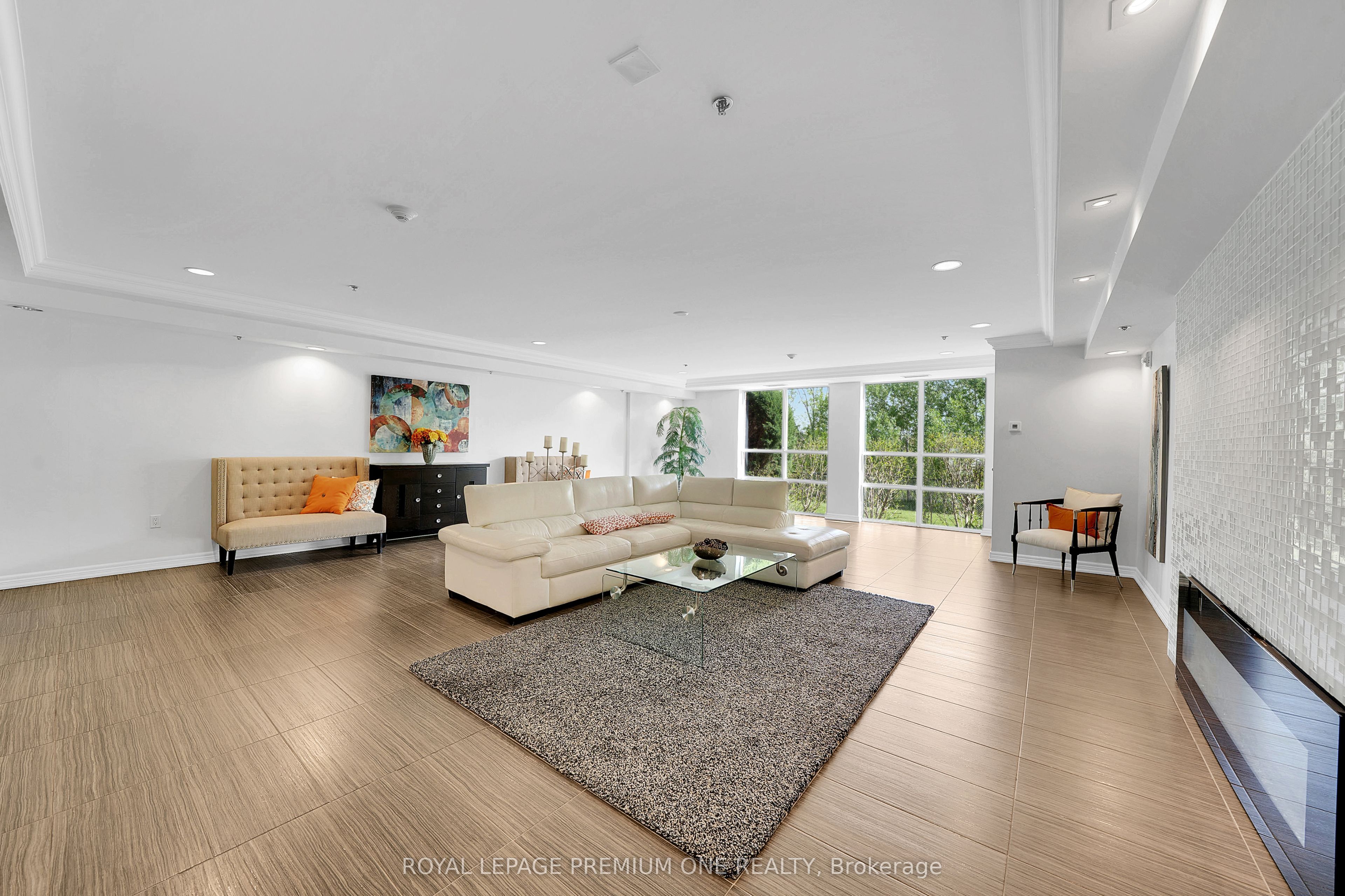 1419 Costigan Road 508 Property Photo 11