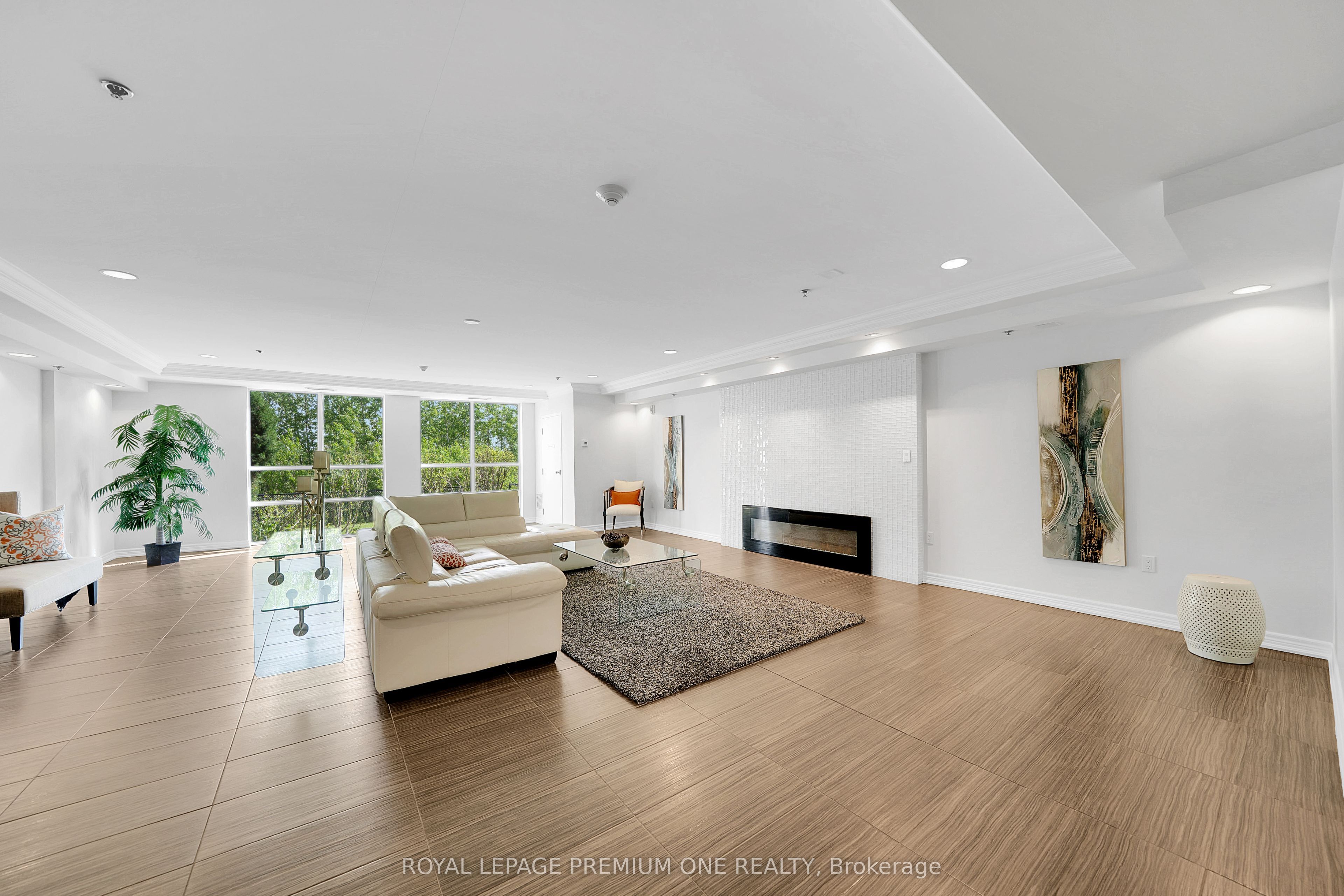 1419 Costigan Road 508 Property Photo 12