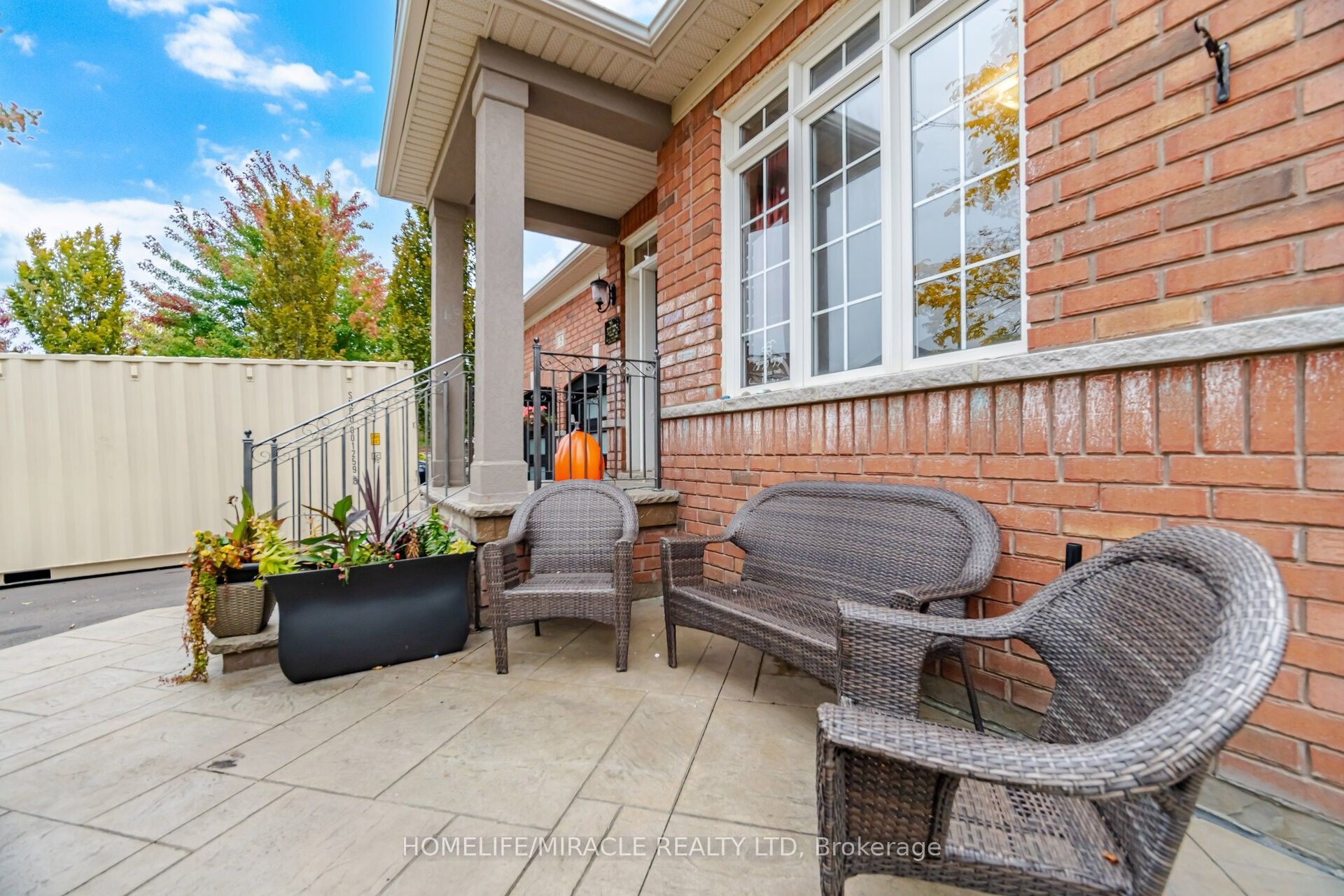 5 Billancourt Crescent Property Photo 7