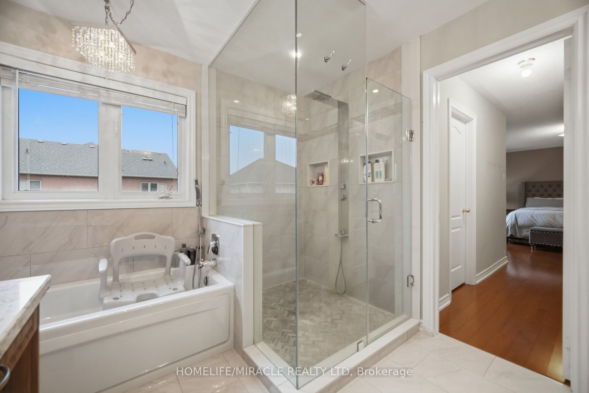 5 Billancourt Crescent Property Photo 30