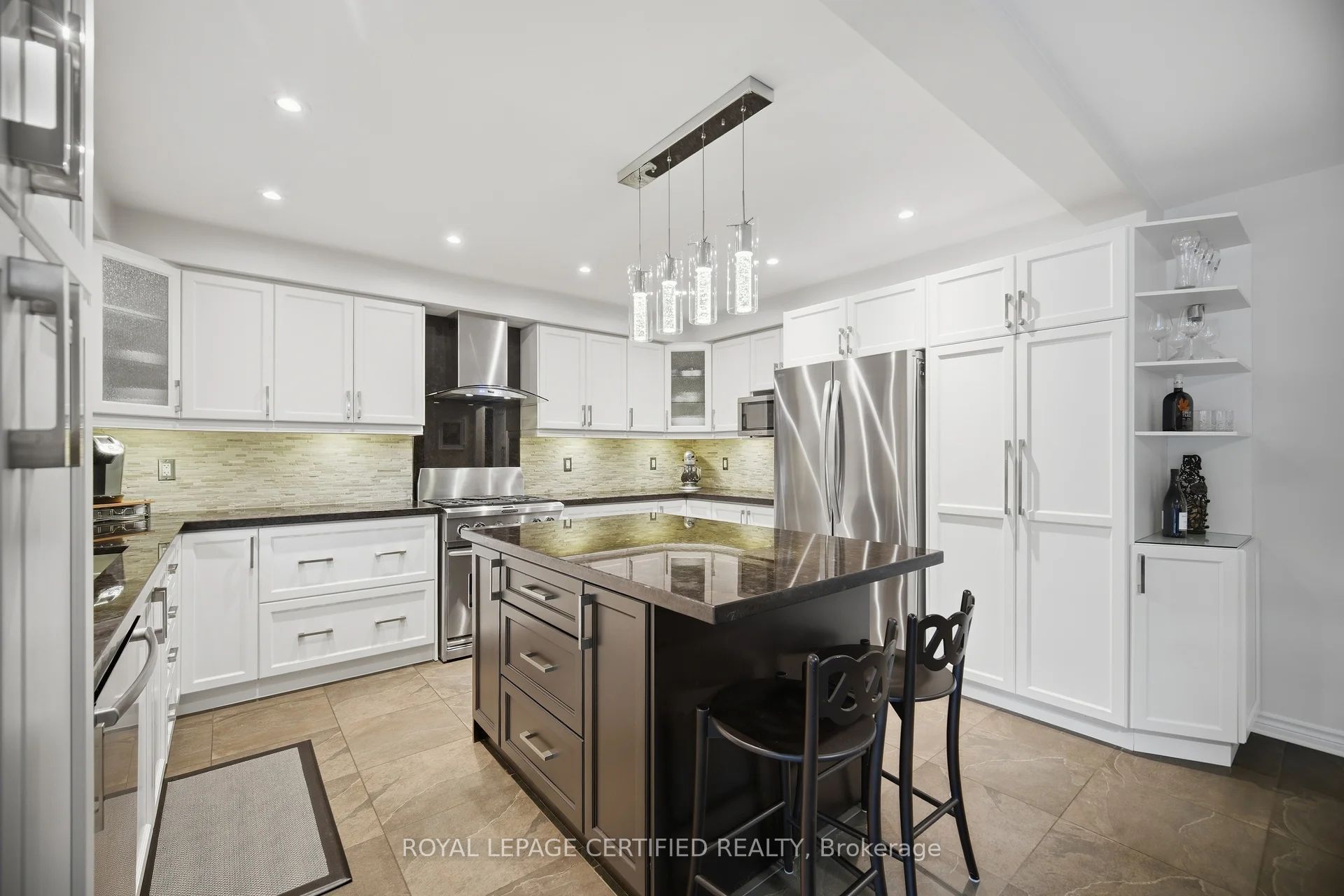 8 Wishart Place Property Photo 16