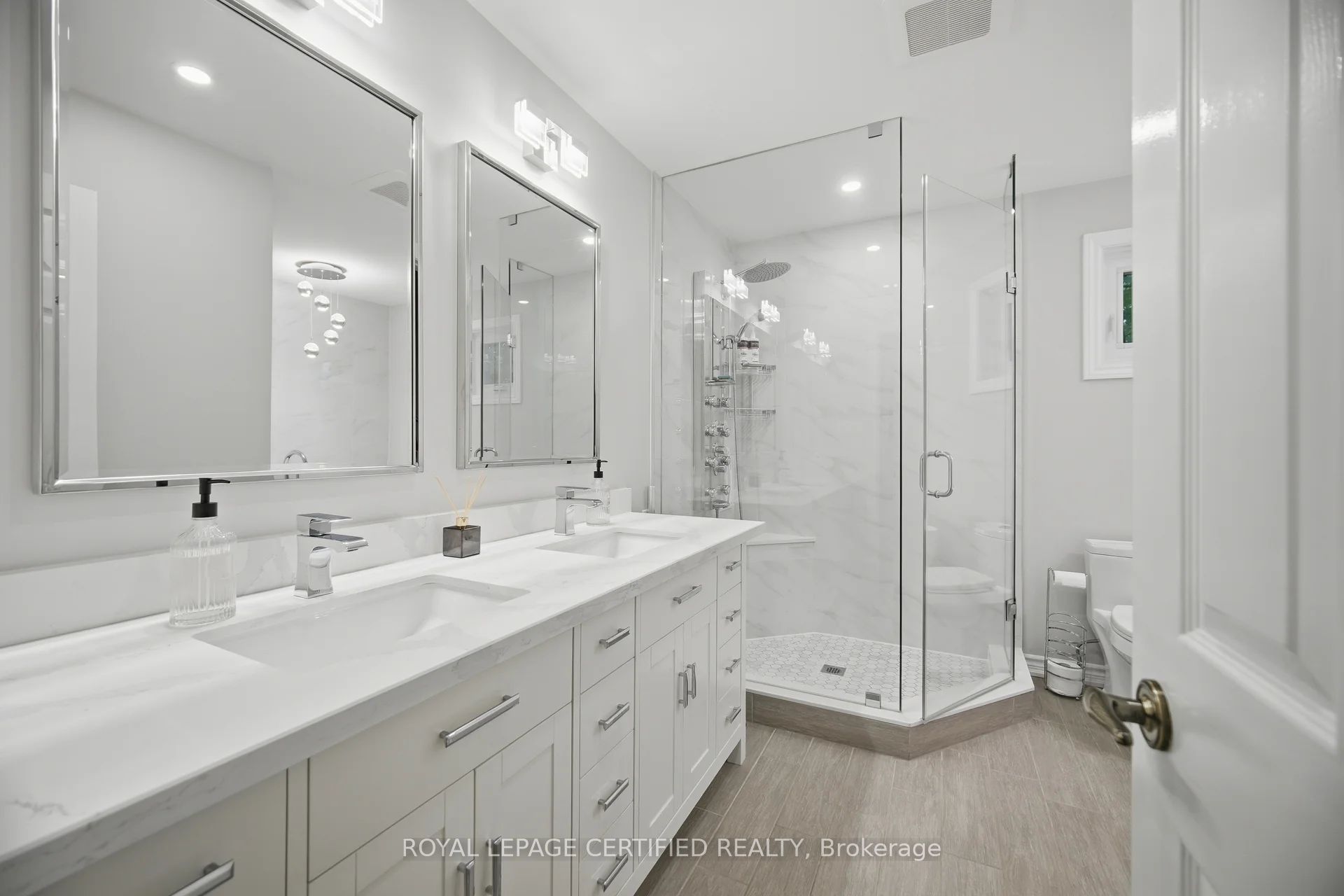 8 Wishart Place Property Photo 23