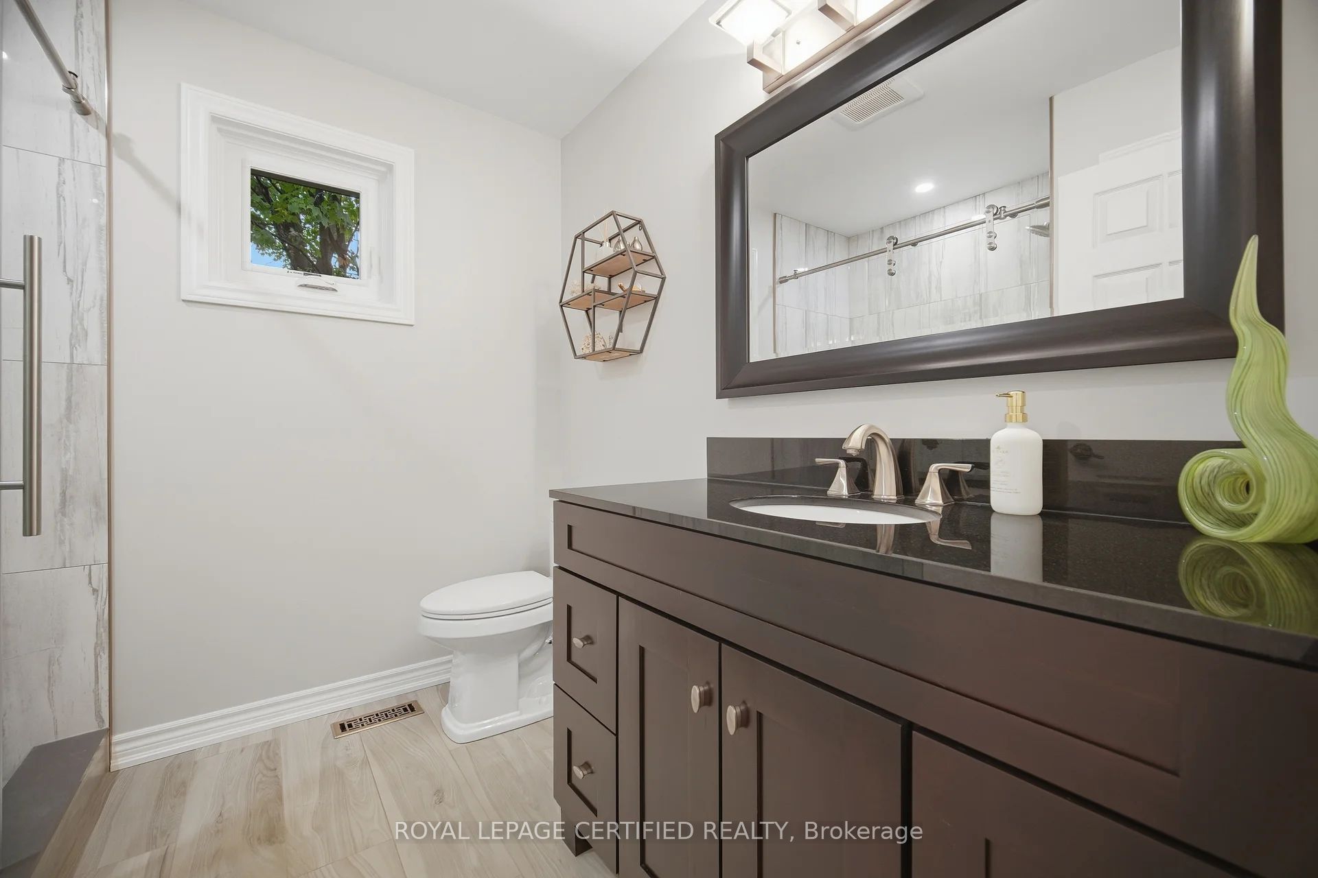 8 Wishart Place Property Photo 30