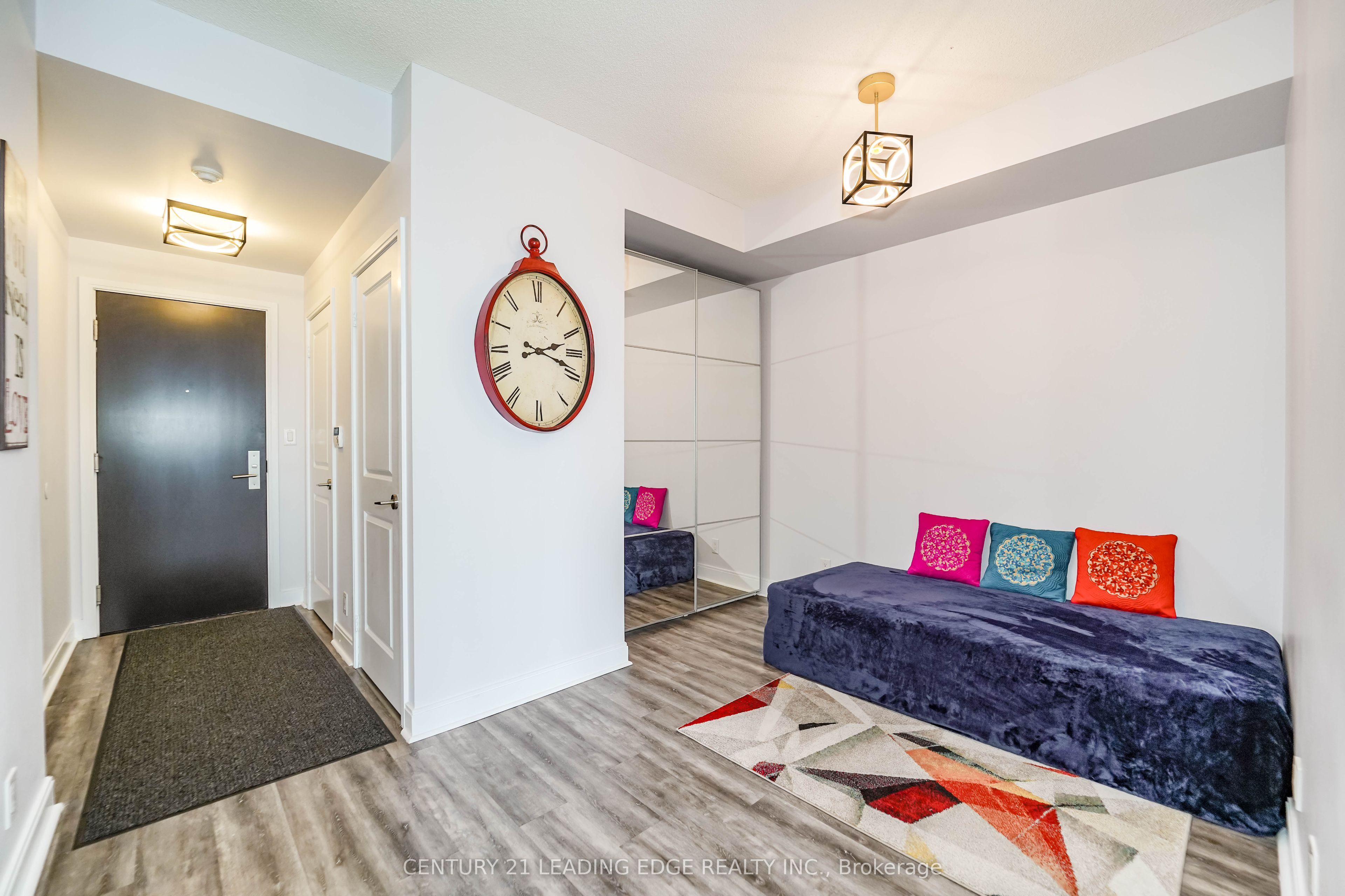 60 Absolute Avenue 4307 Property Photo 15