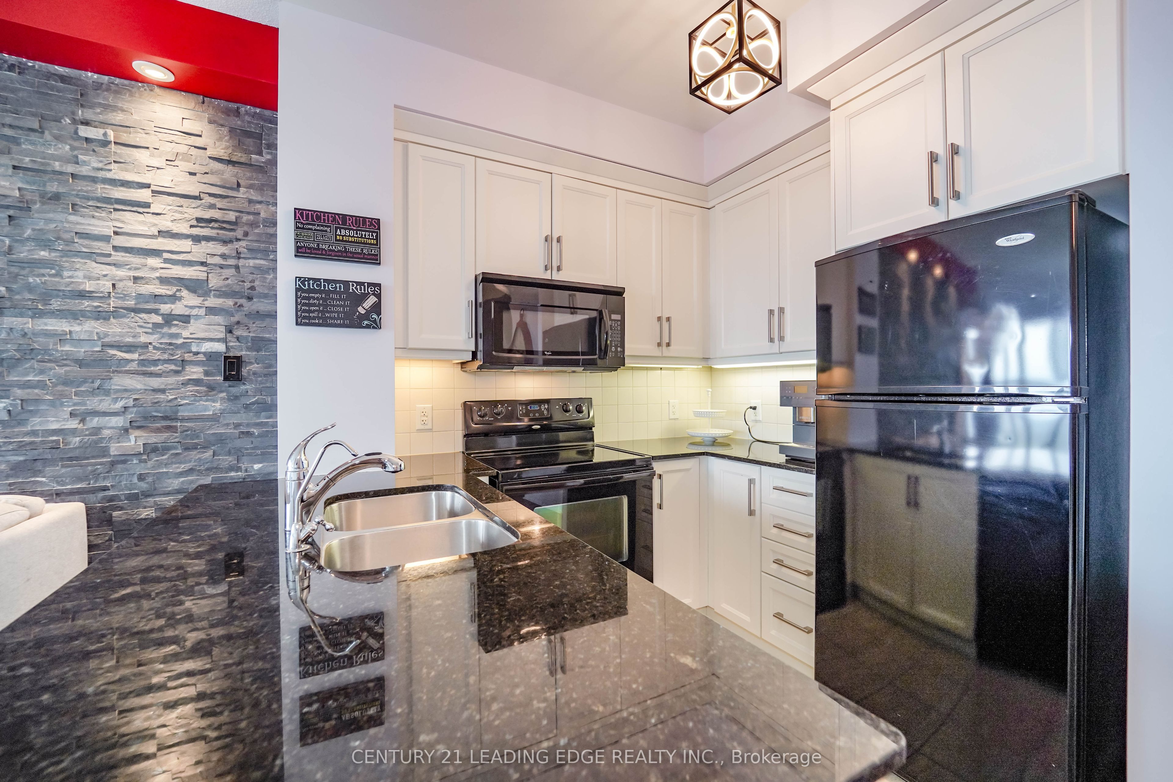 60 Absolute Avenue 4307 Property Photo 16