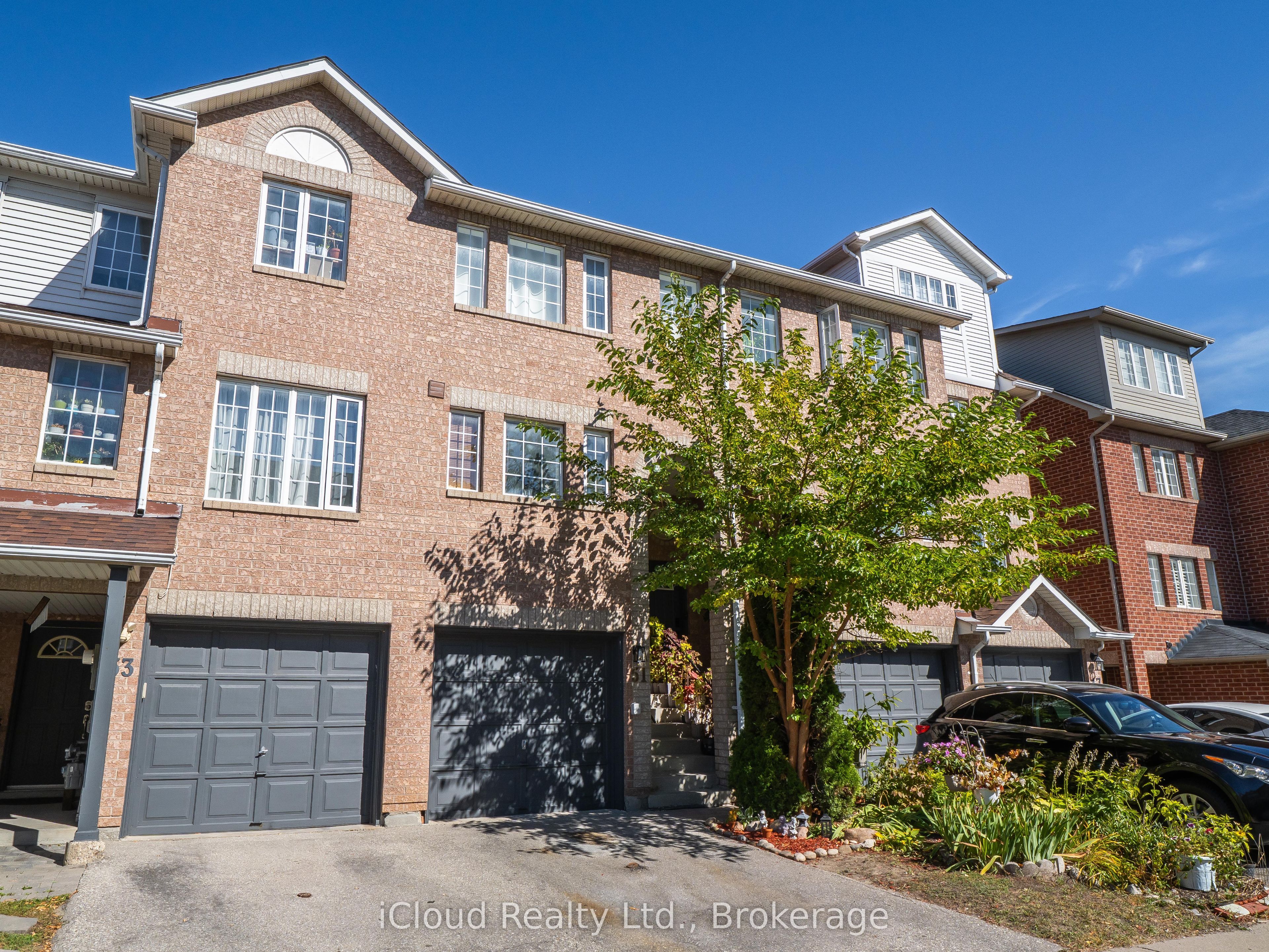 51 Spadina Road Property Photo 1