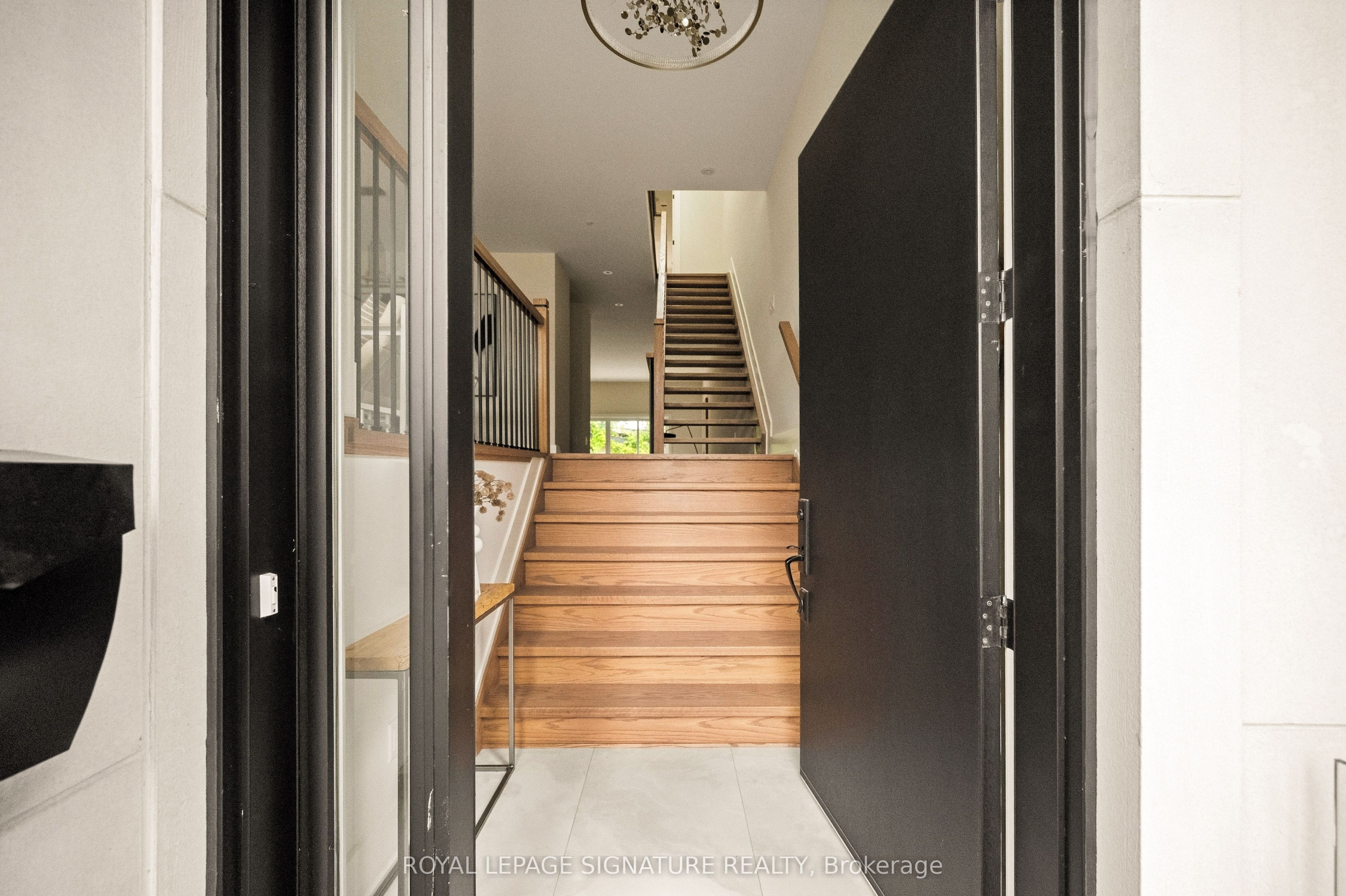62 Ash Crescent Property Photo 4