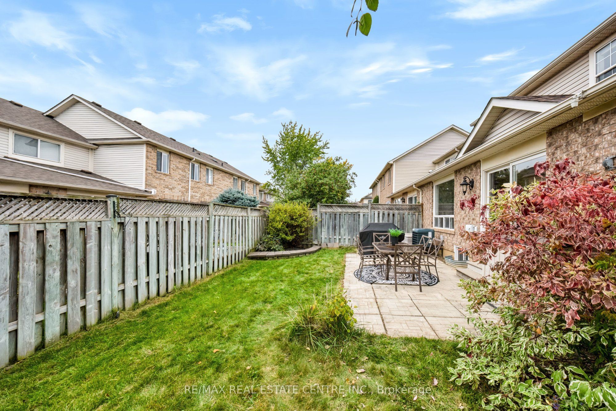 1630 Cartwright Crescent Property Photo 37