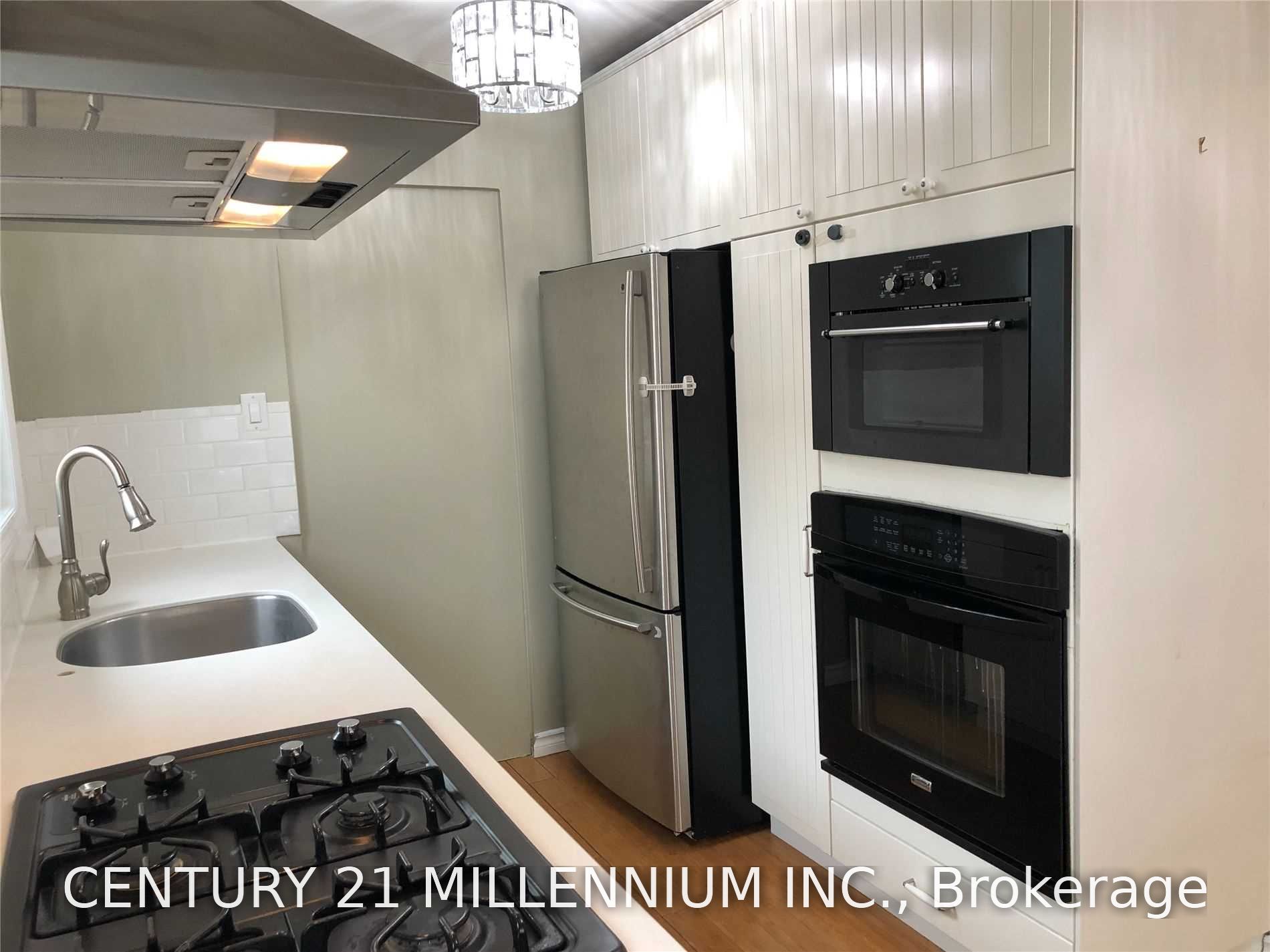 8 Sutherland Avenue Property Photo 8