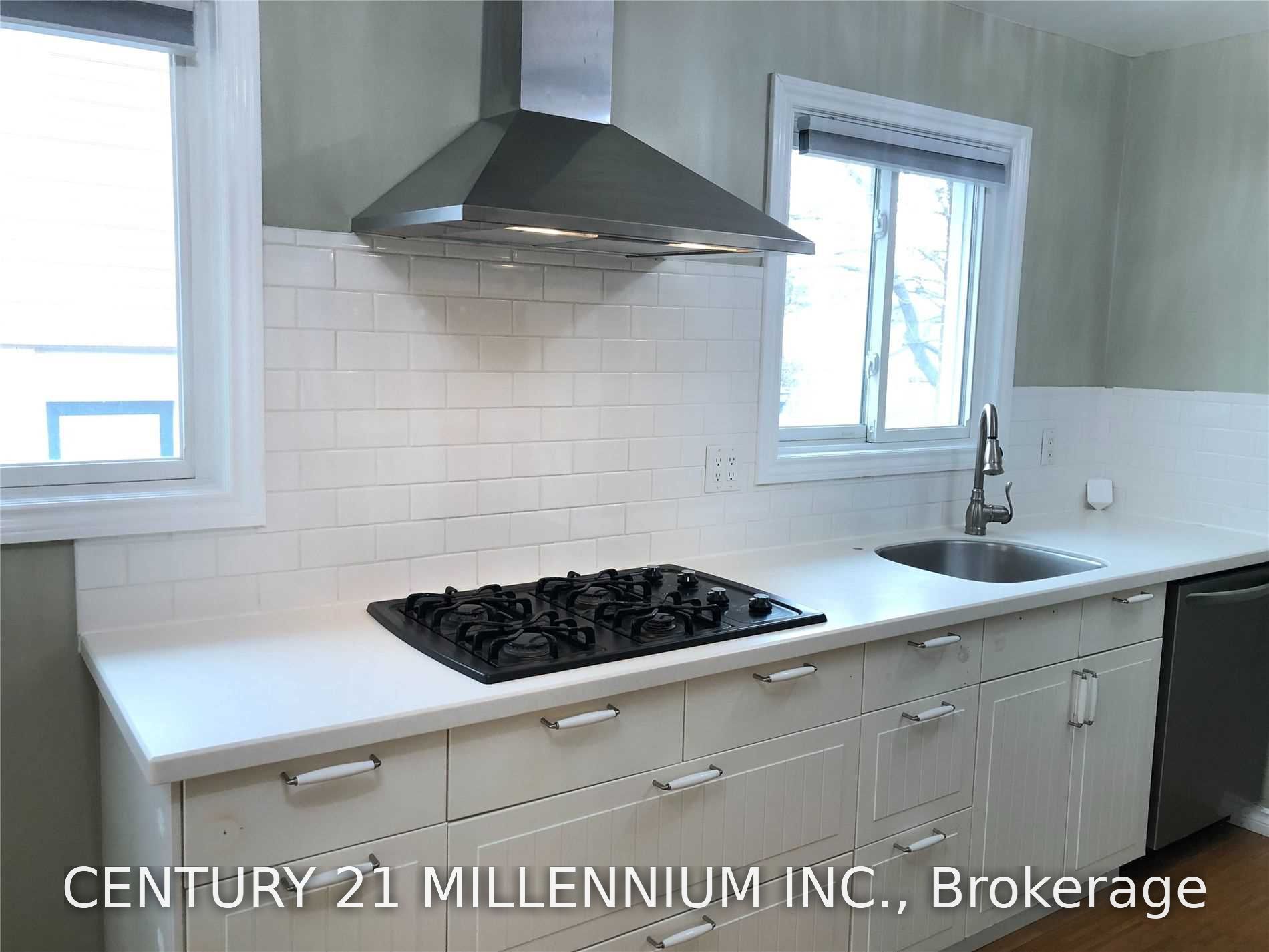 8 Sutherland Avenue Property Photo 9