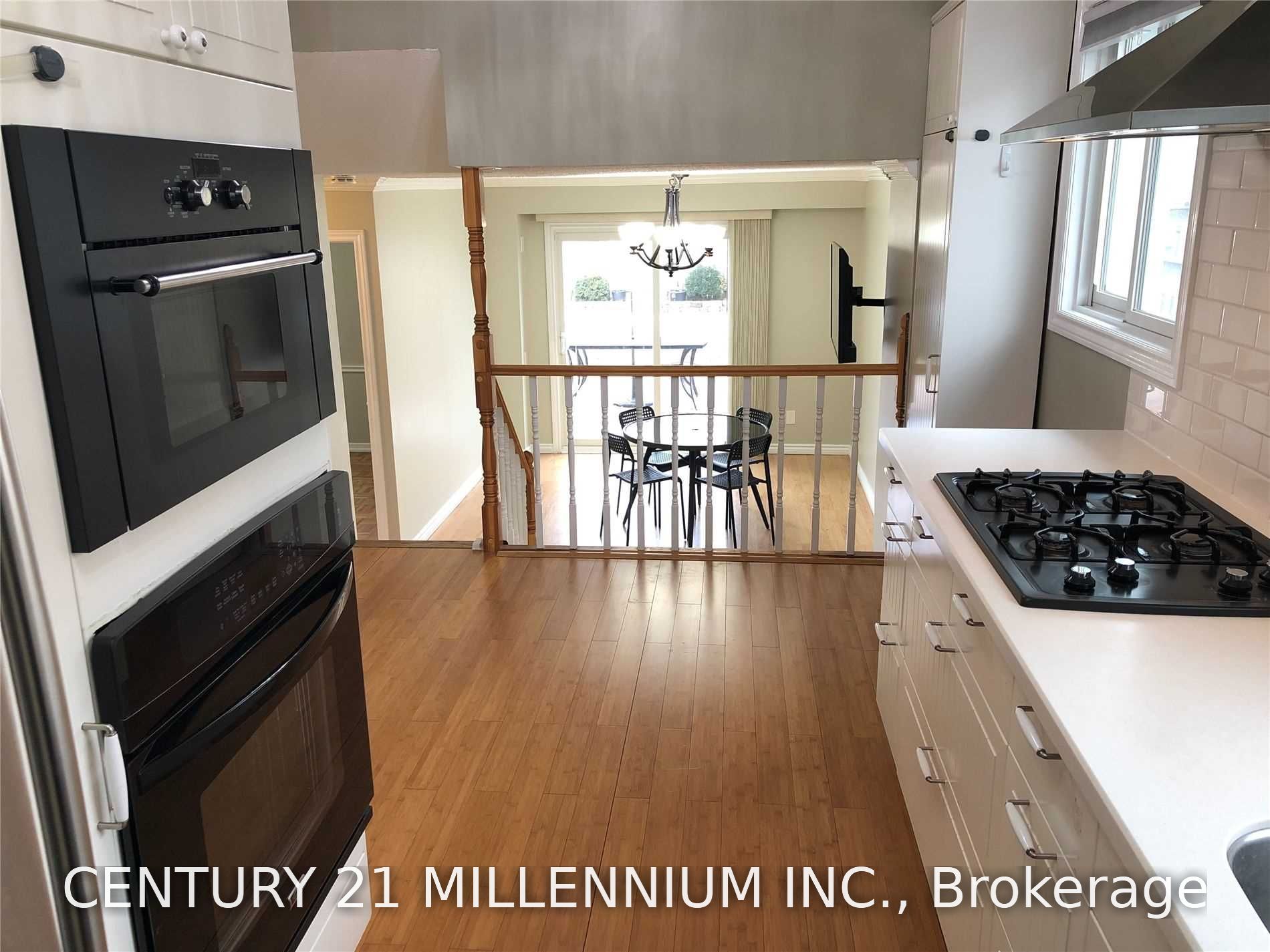 8 Sutherland Avenue Property Photo 10
