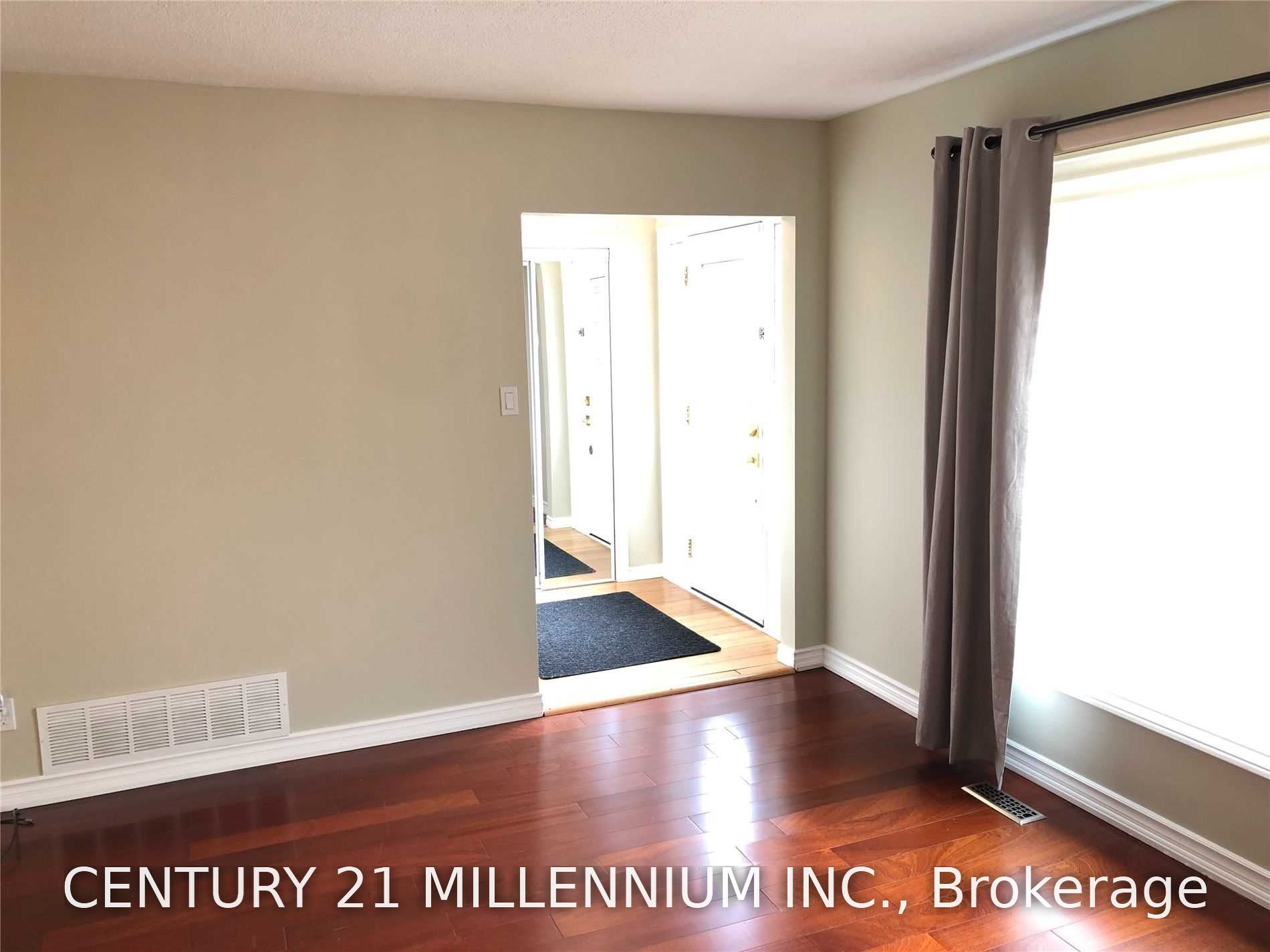 8 Sutherland Avenue Property Photo 11