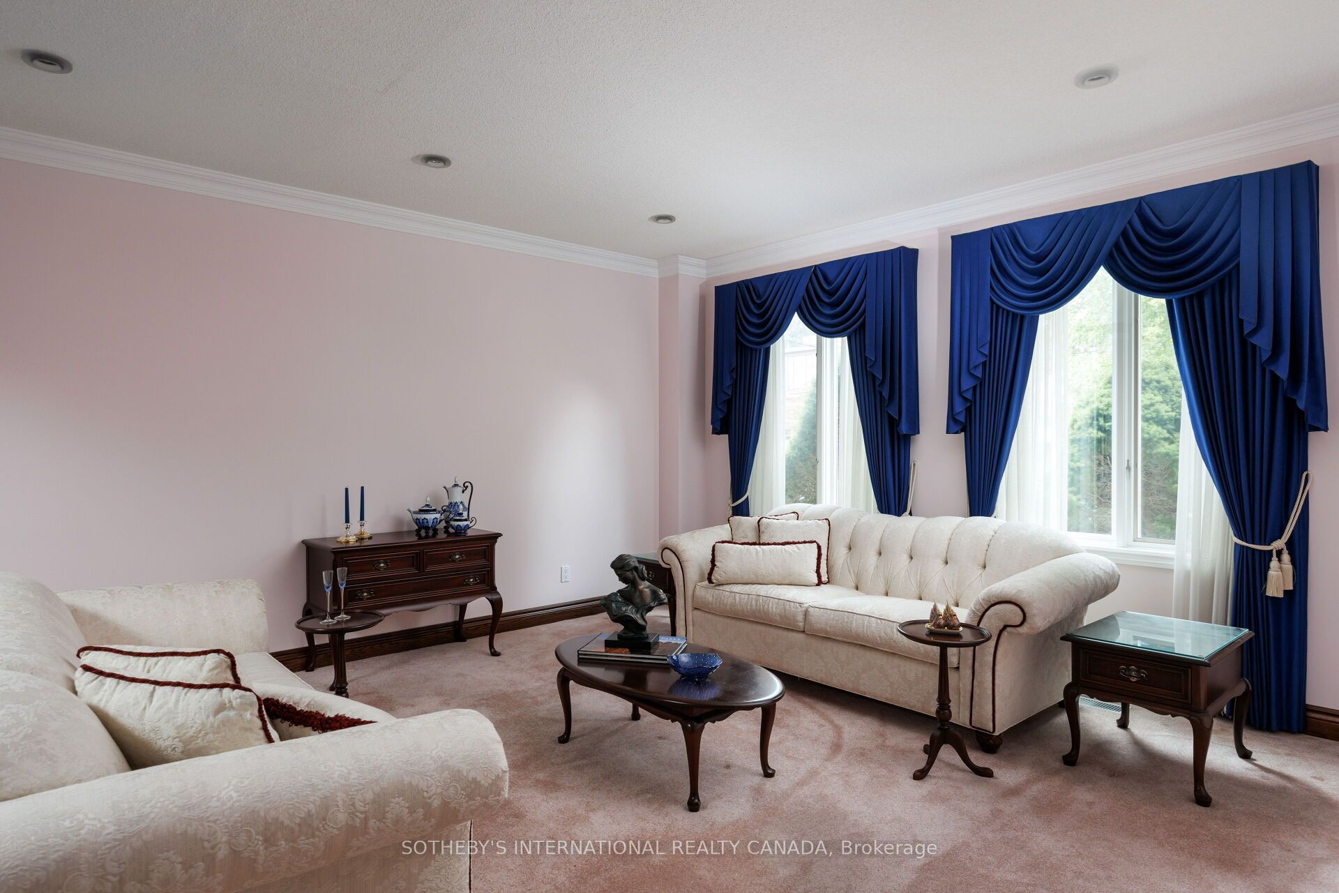 47 Great Oak Drive Property Photo 4