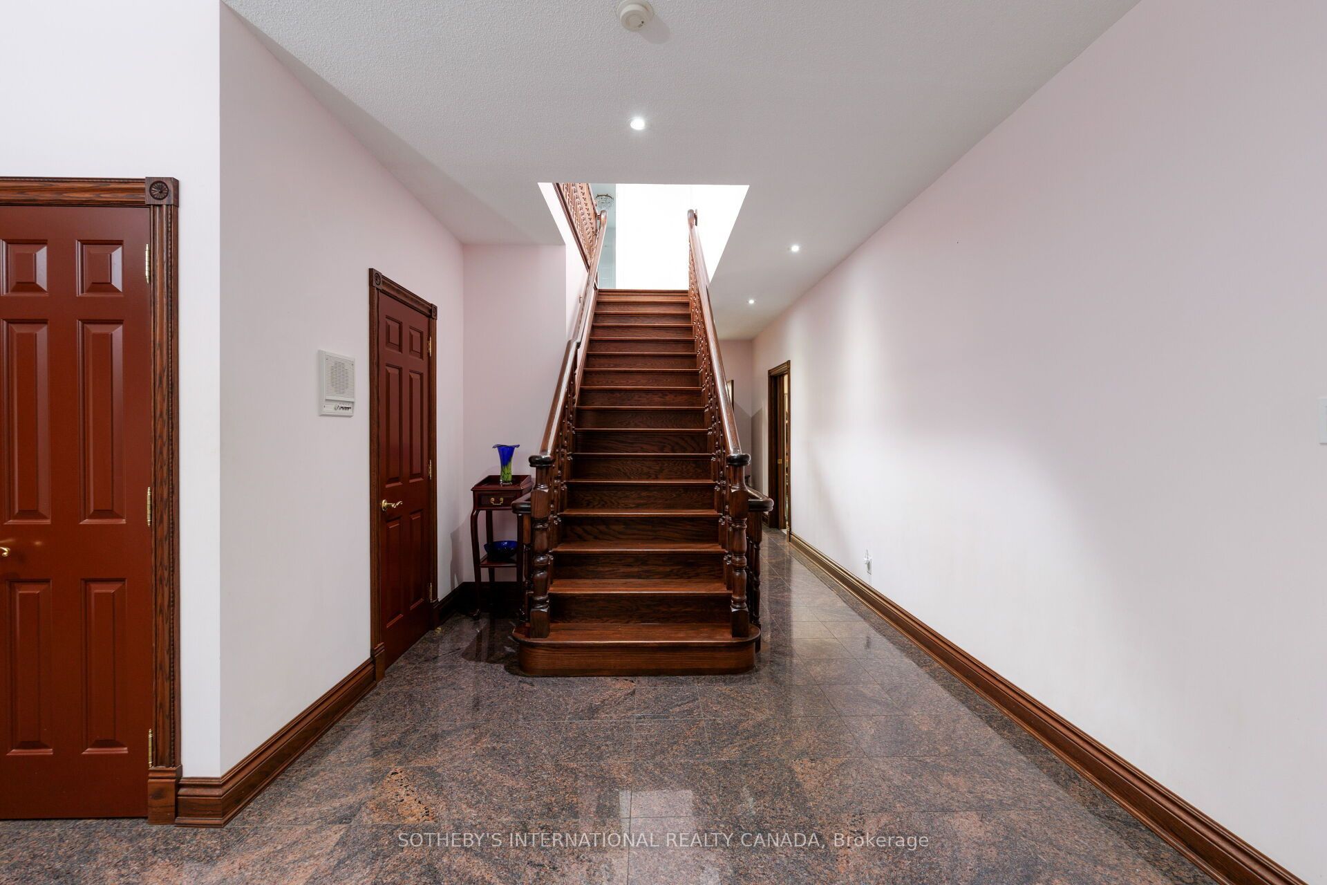 47 Great Oak Drive Property Photo 18