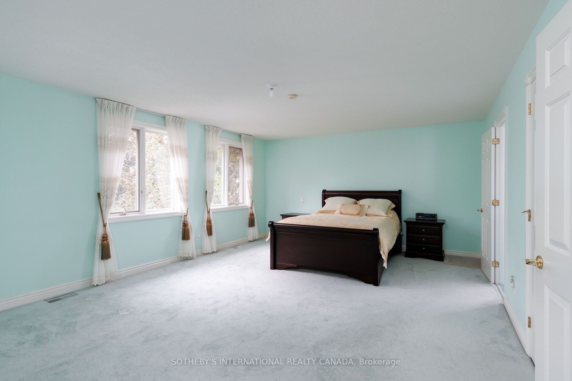 47 Great Oak Drive Property Photo 34