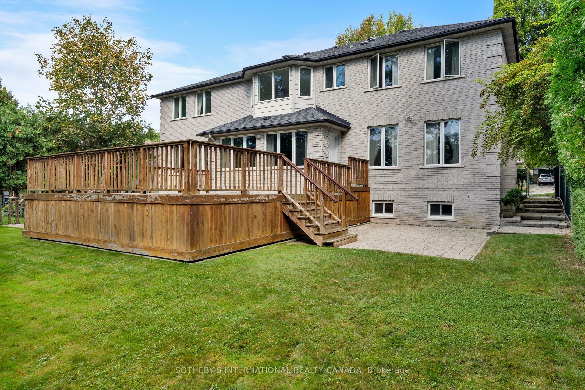 47 Great Oak Drive Property Photo 42