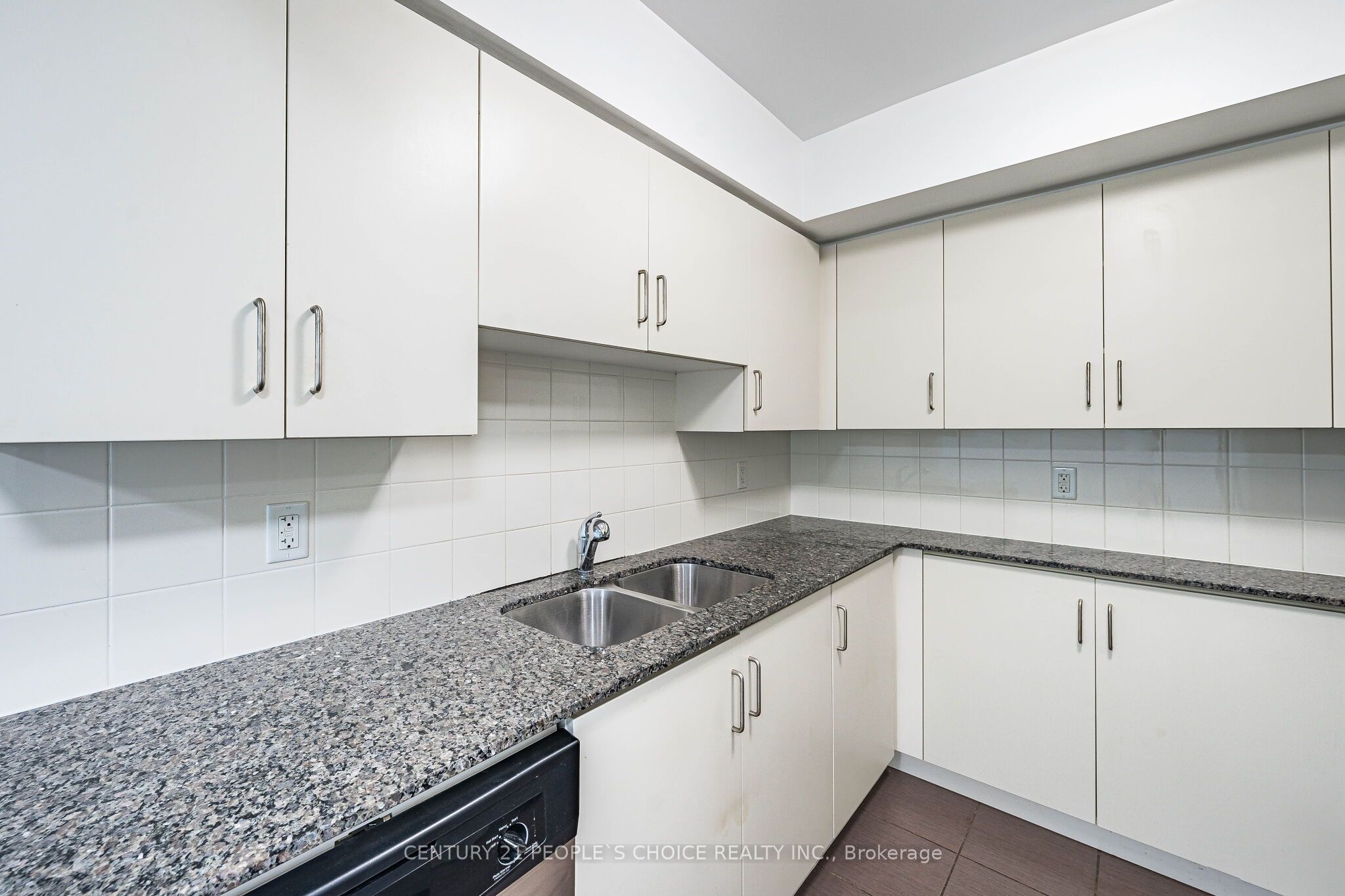 205 Sherway Garden 1012 Property Photo 16