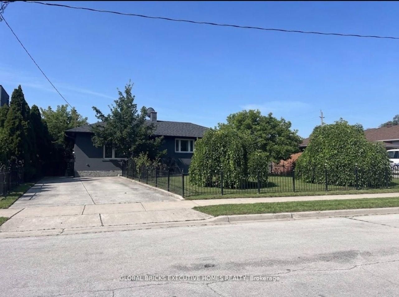 384 Ashbury Road Property Photo 1