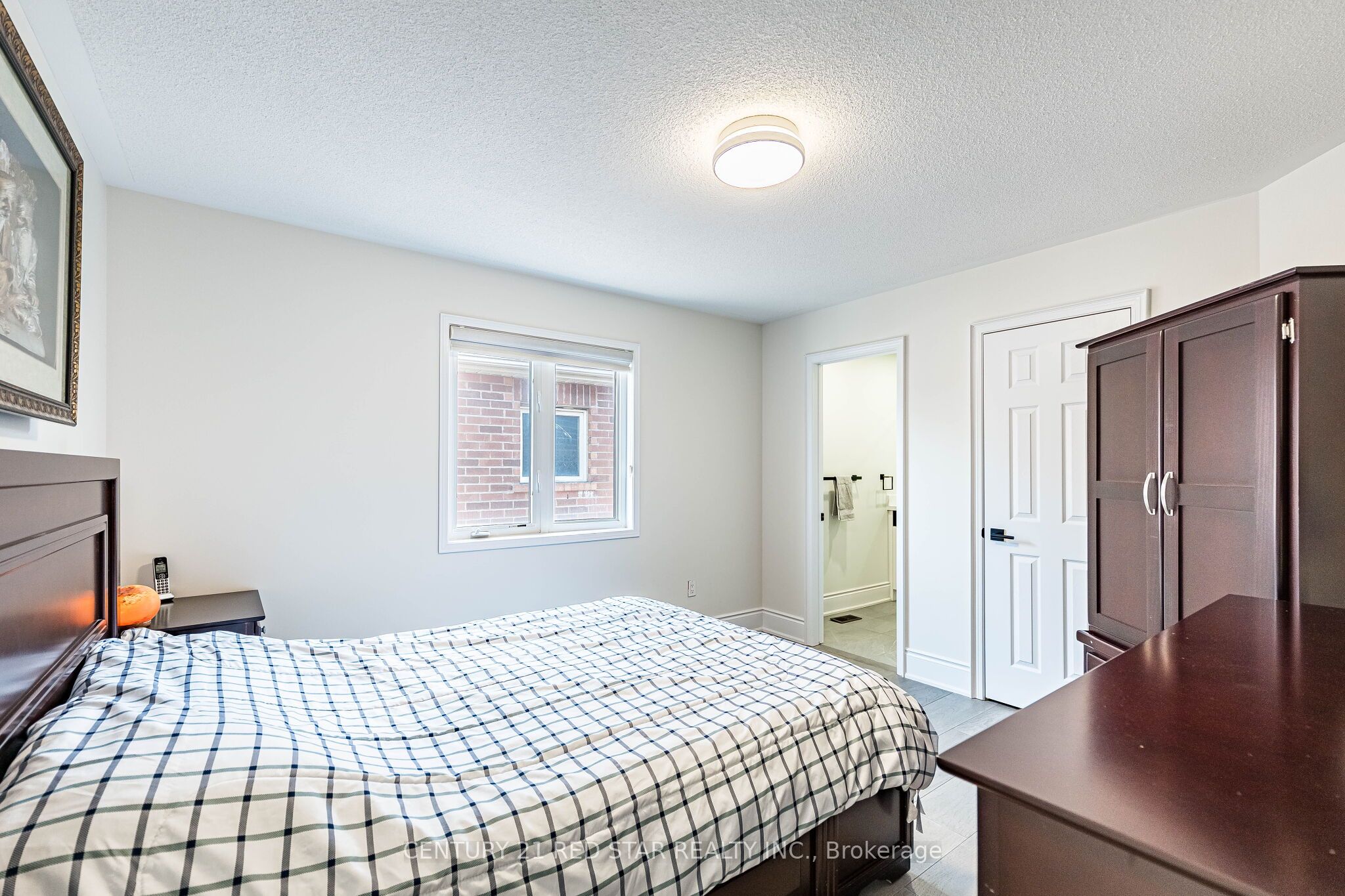 396 Derrydale Drive Property Photo 26