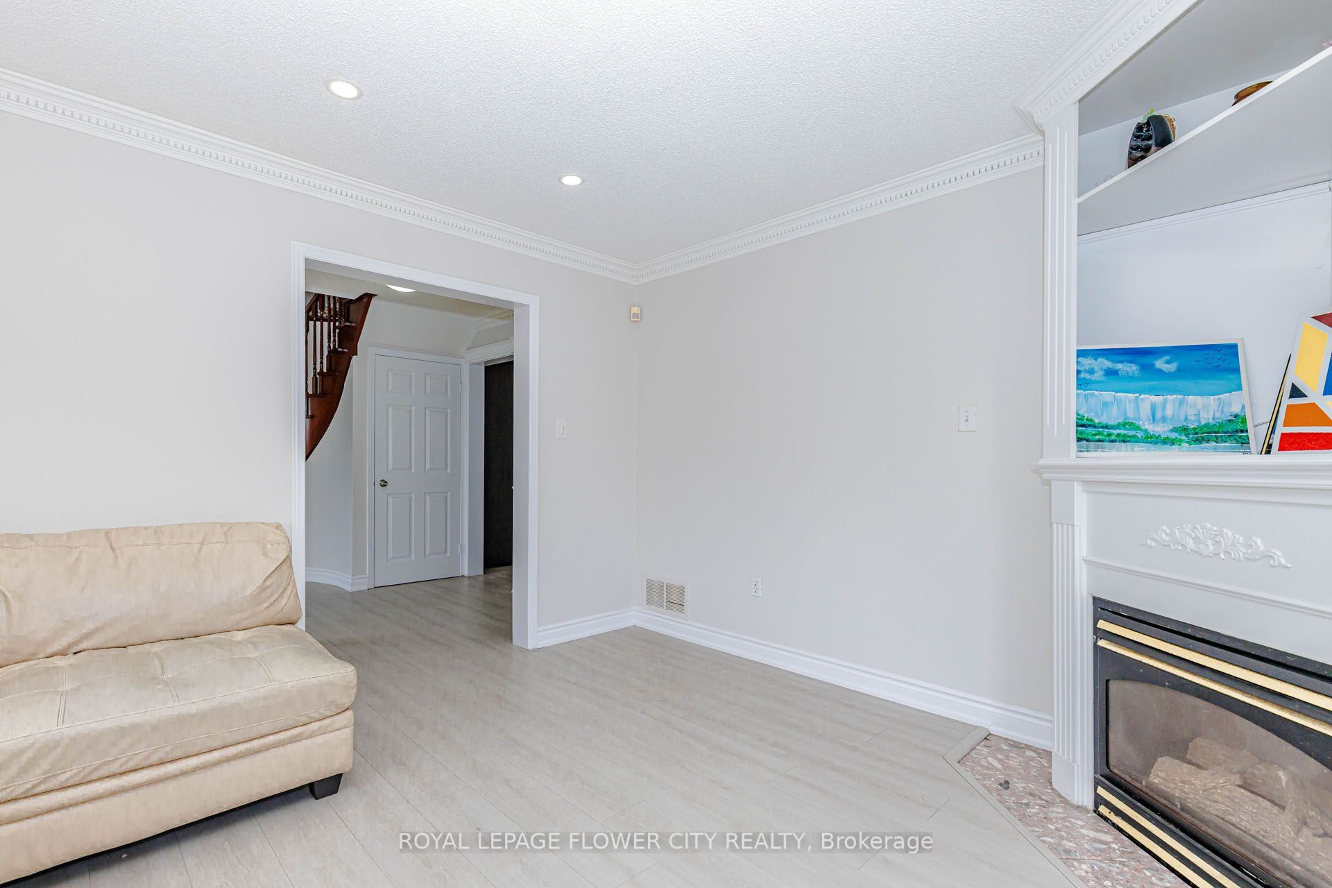14 Canarvan Court Property Photo 8
