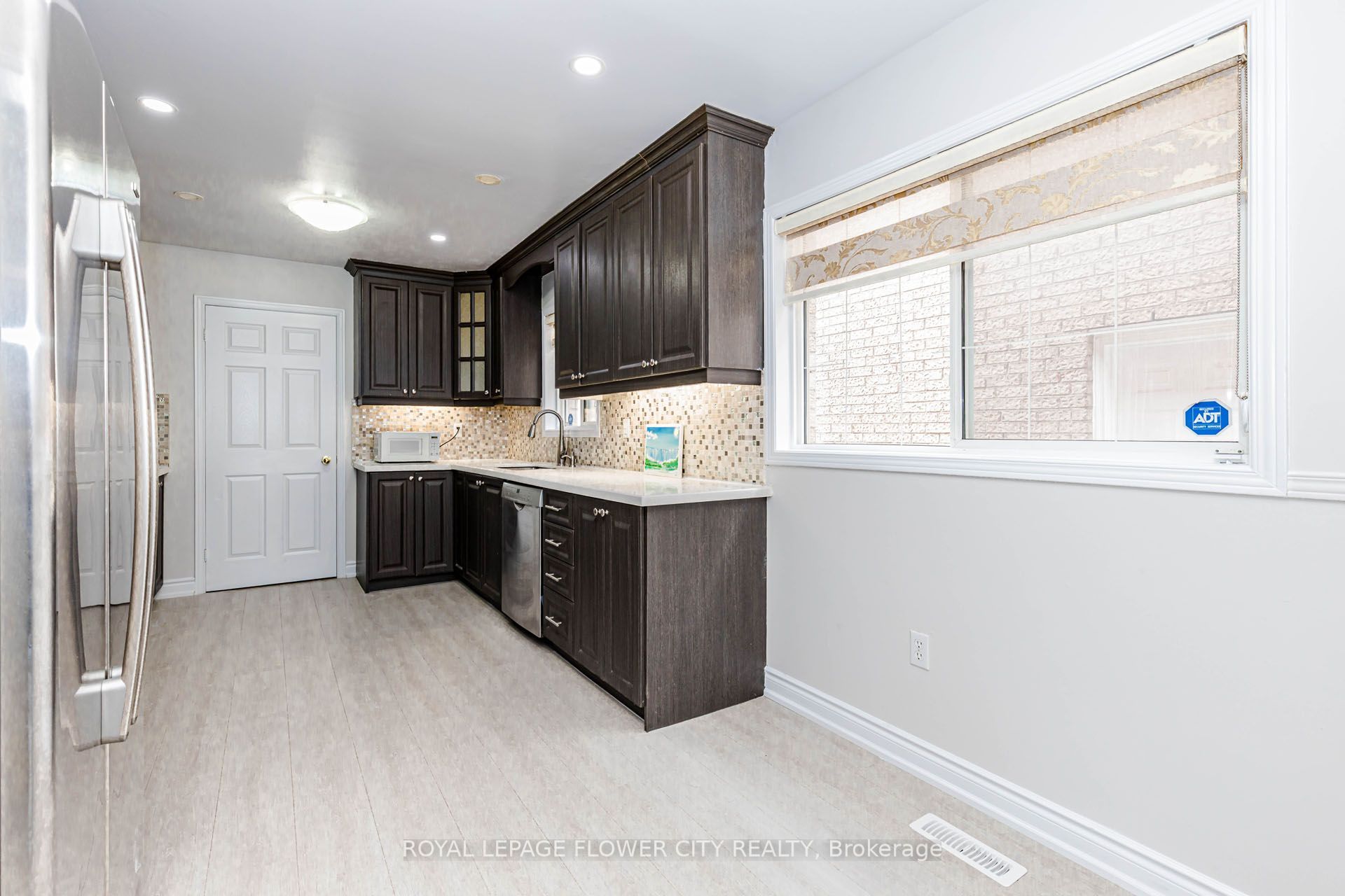 14 Canarvan Court Property Photo 13