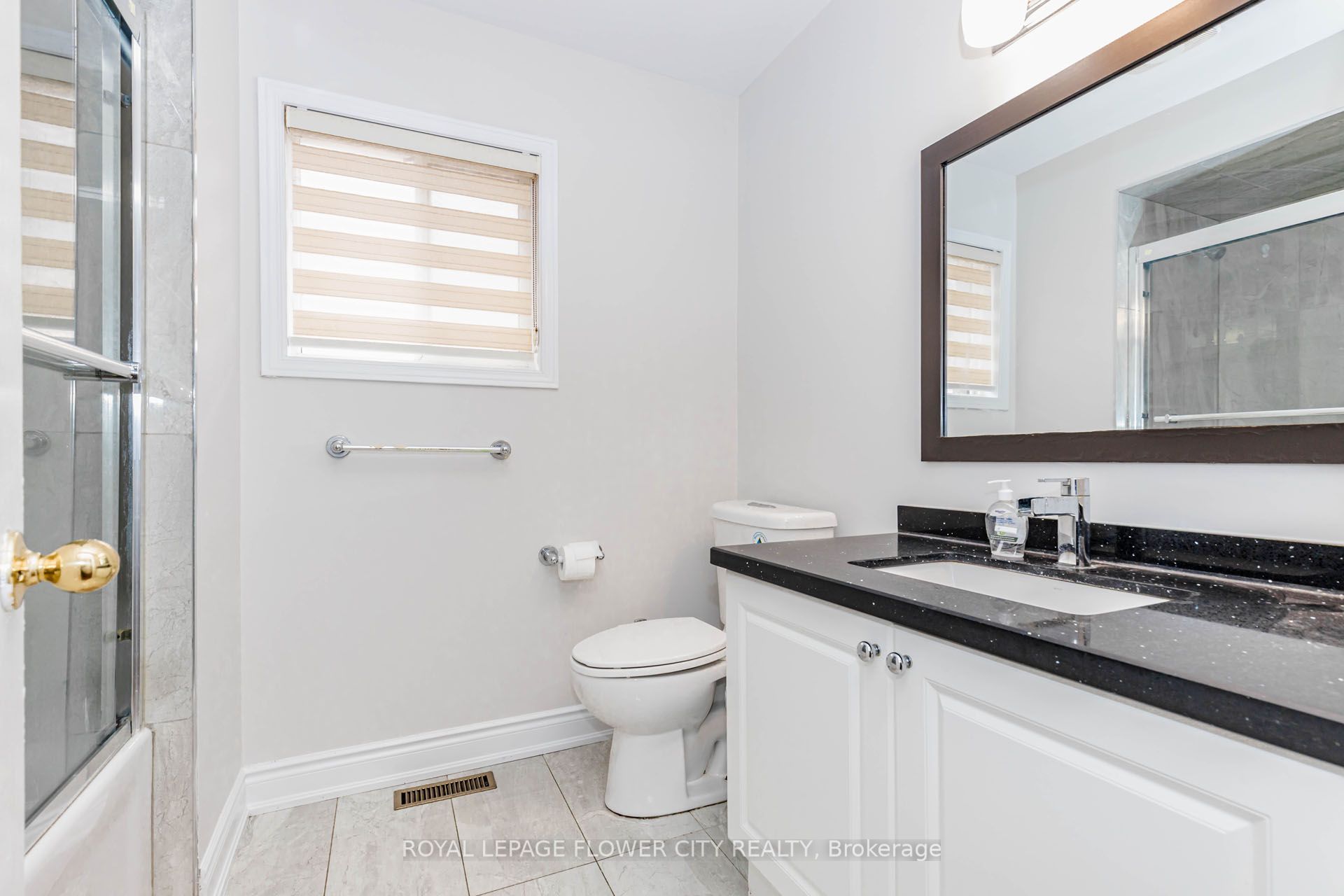 14 Canarvan Court Property Photo 34