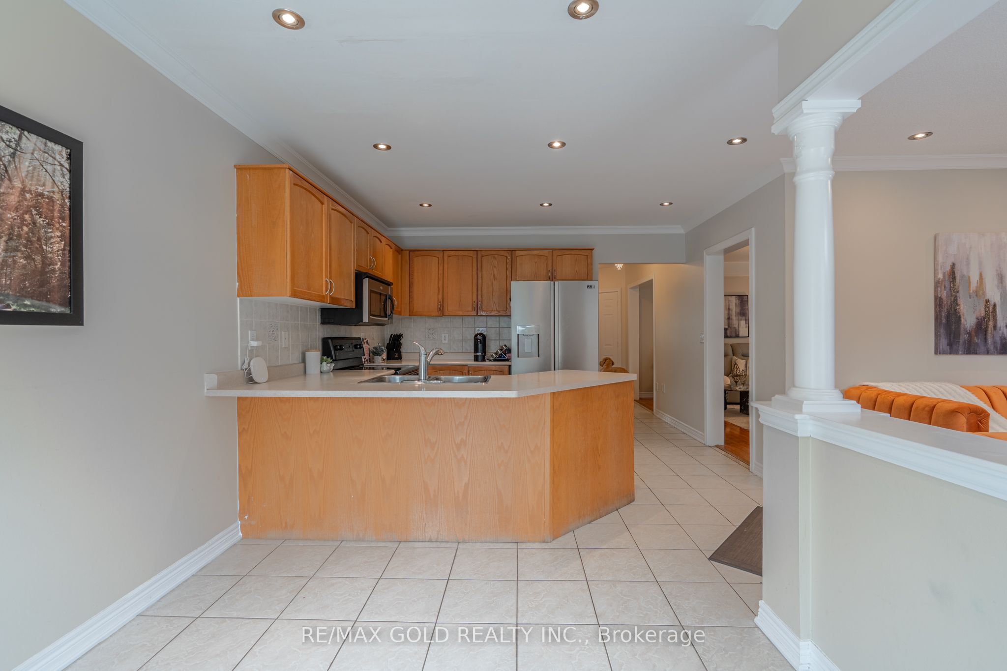 409 Fernforest Drive Property Photo 6