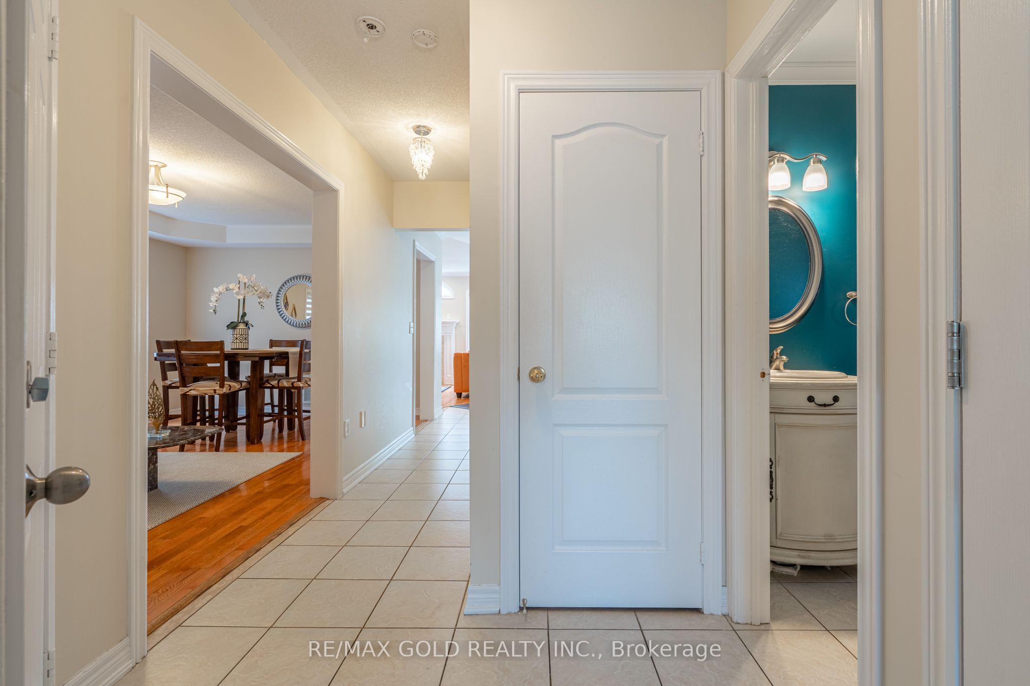 409 Fernforest Drive Property Photo 12