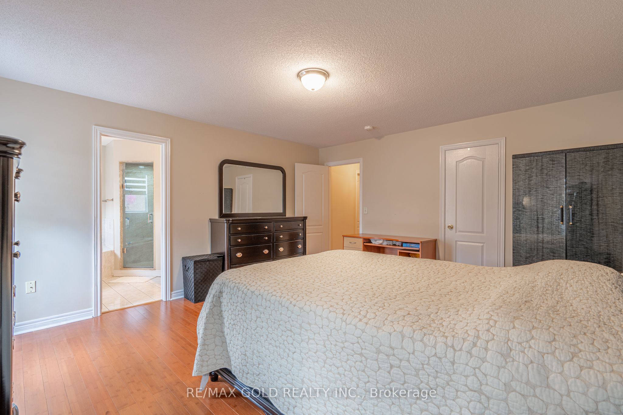 409 Fernforest Drive Property Photo 18