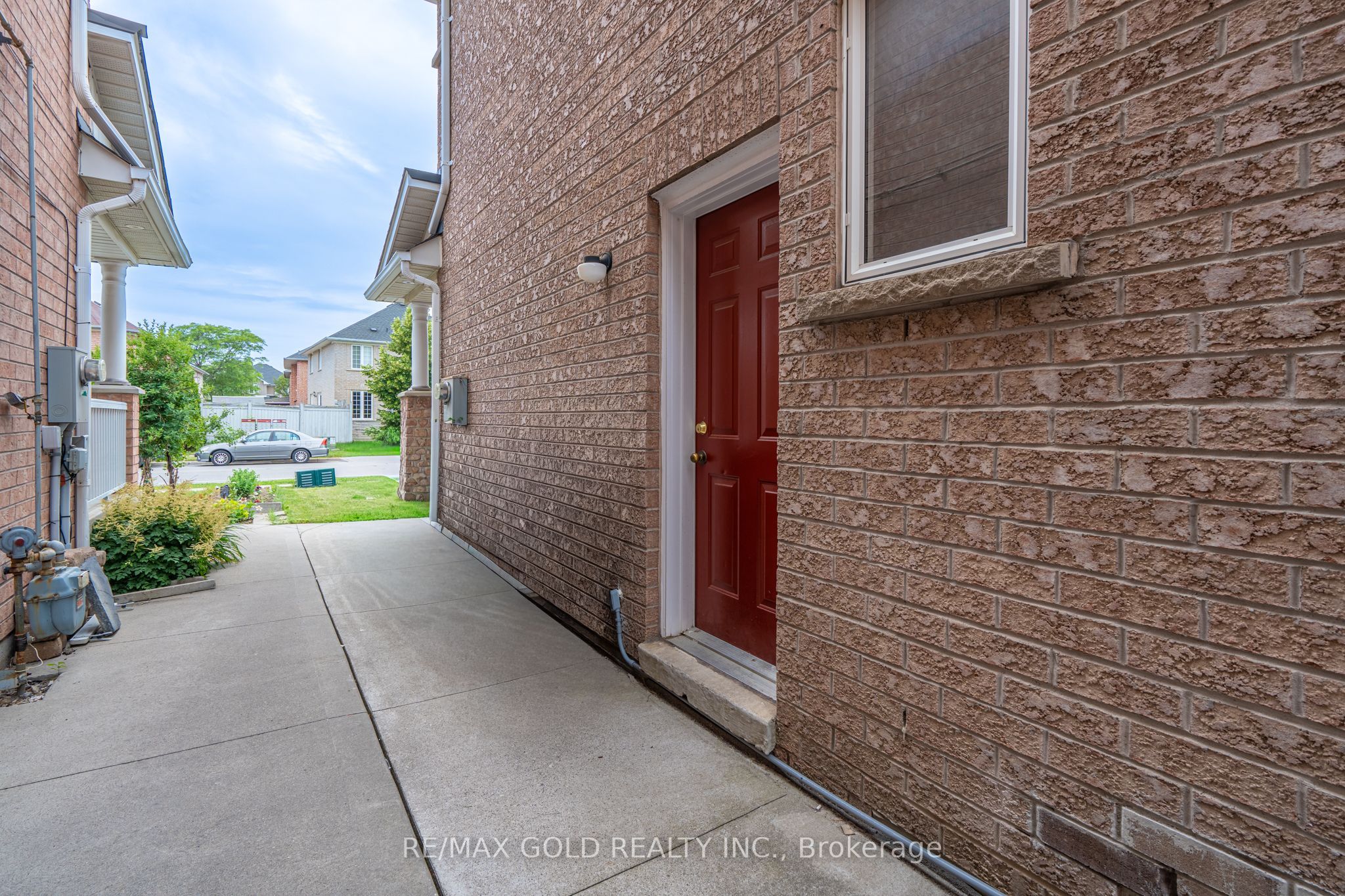 409 Fernforest Drive Property Photo 35
