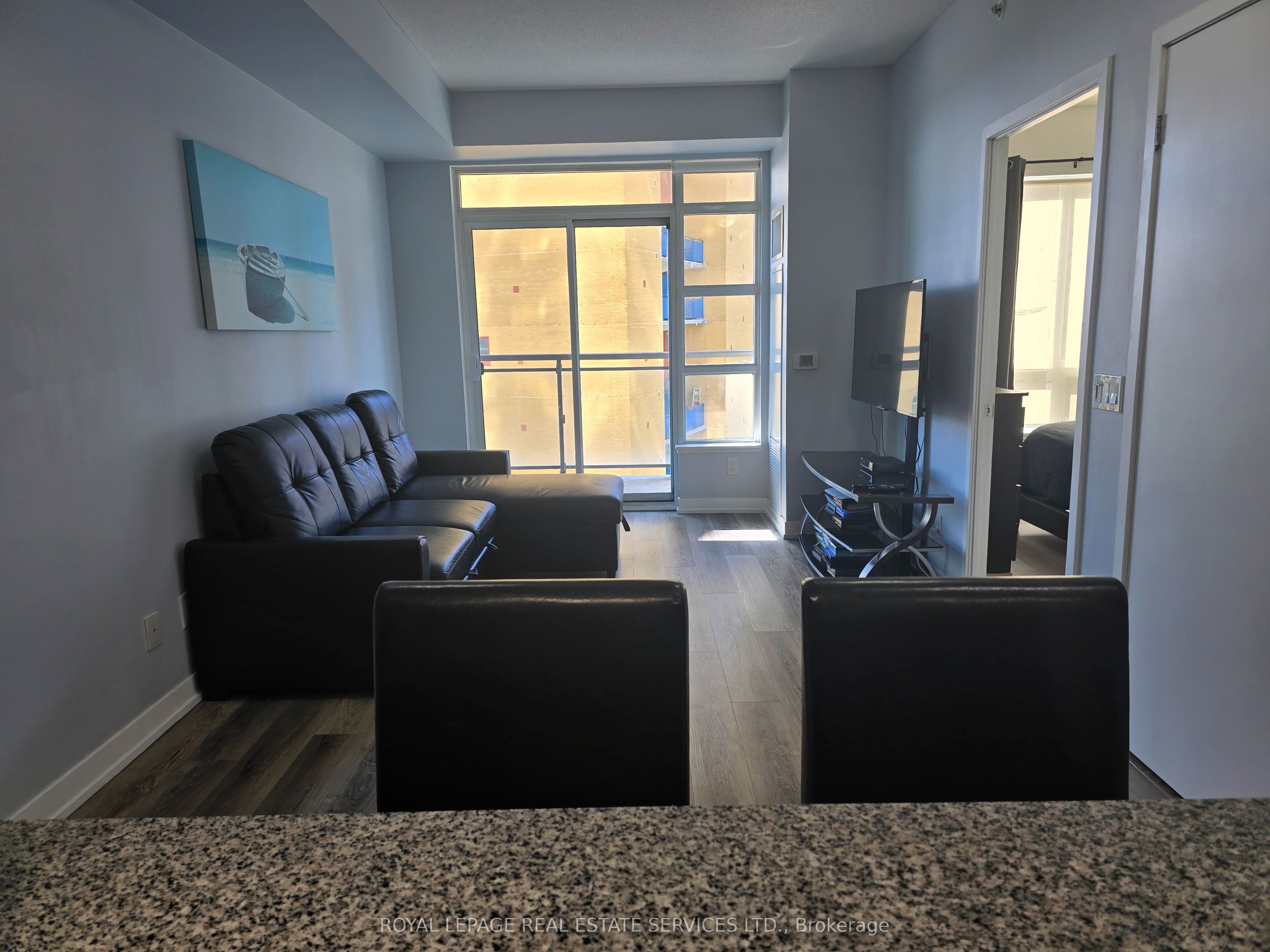 840 Queens Plate Drive 601 Property Photo 12