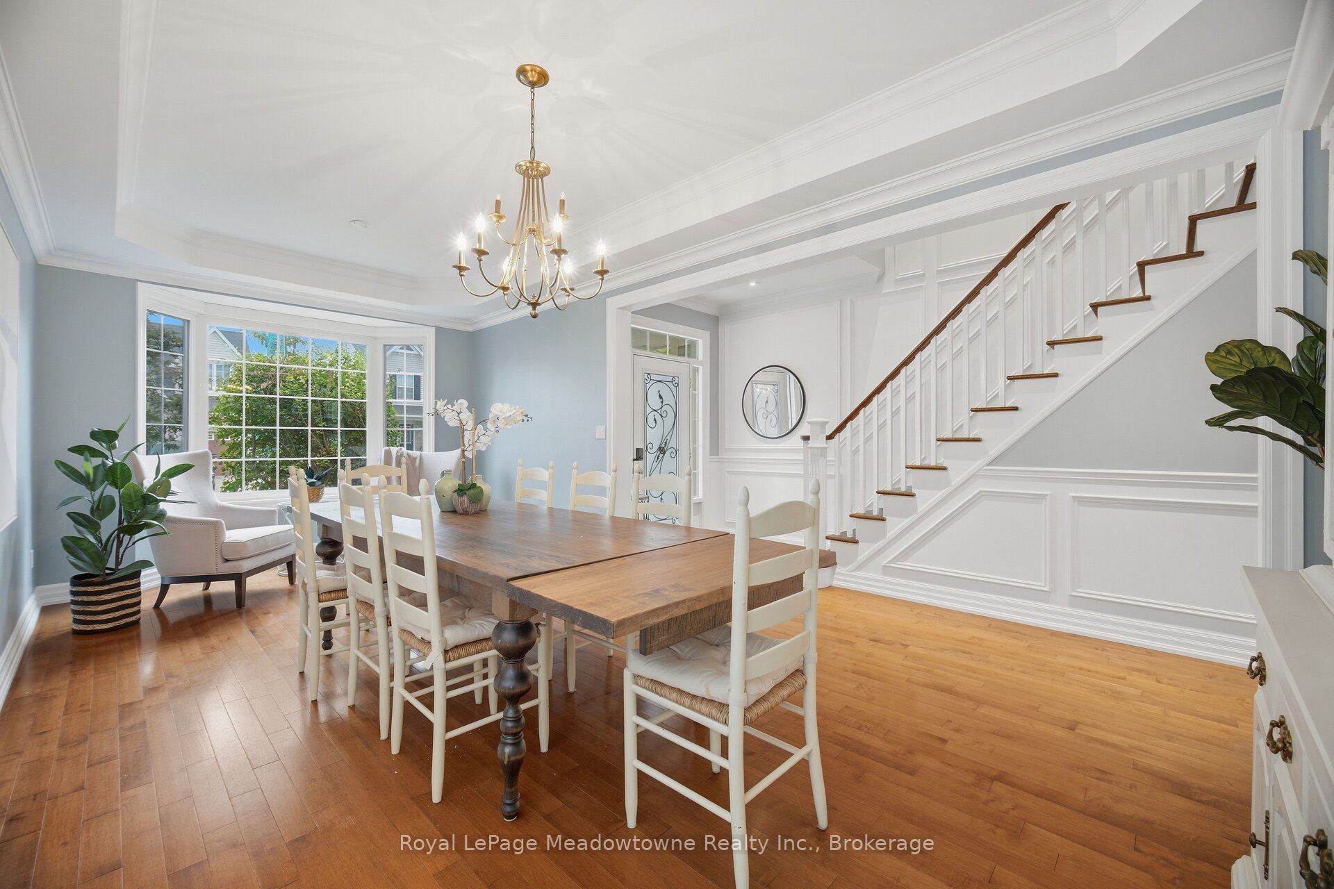 954 Lancaster Boulevard Property Photo 2
