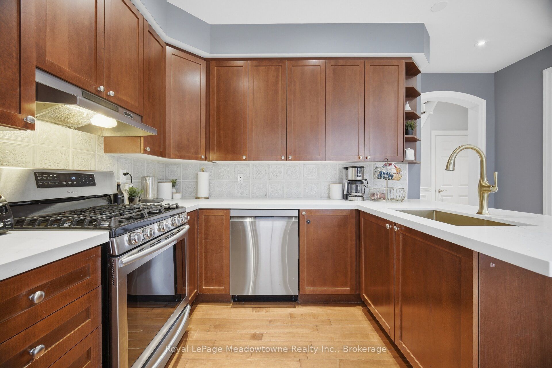 954 Lancaster Boulevard Property Photo 12