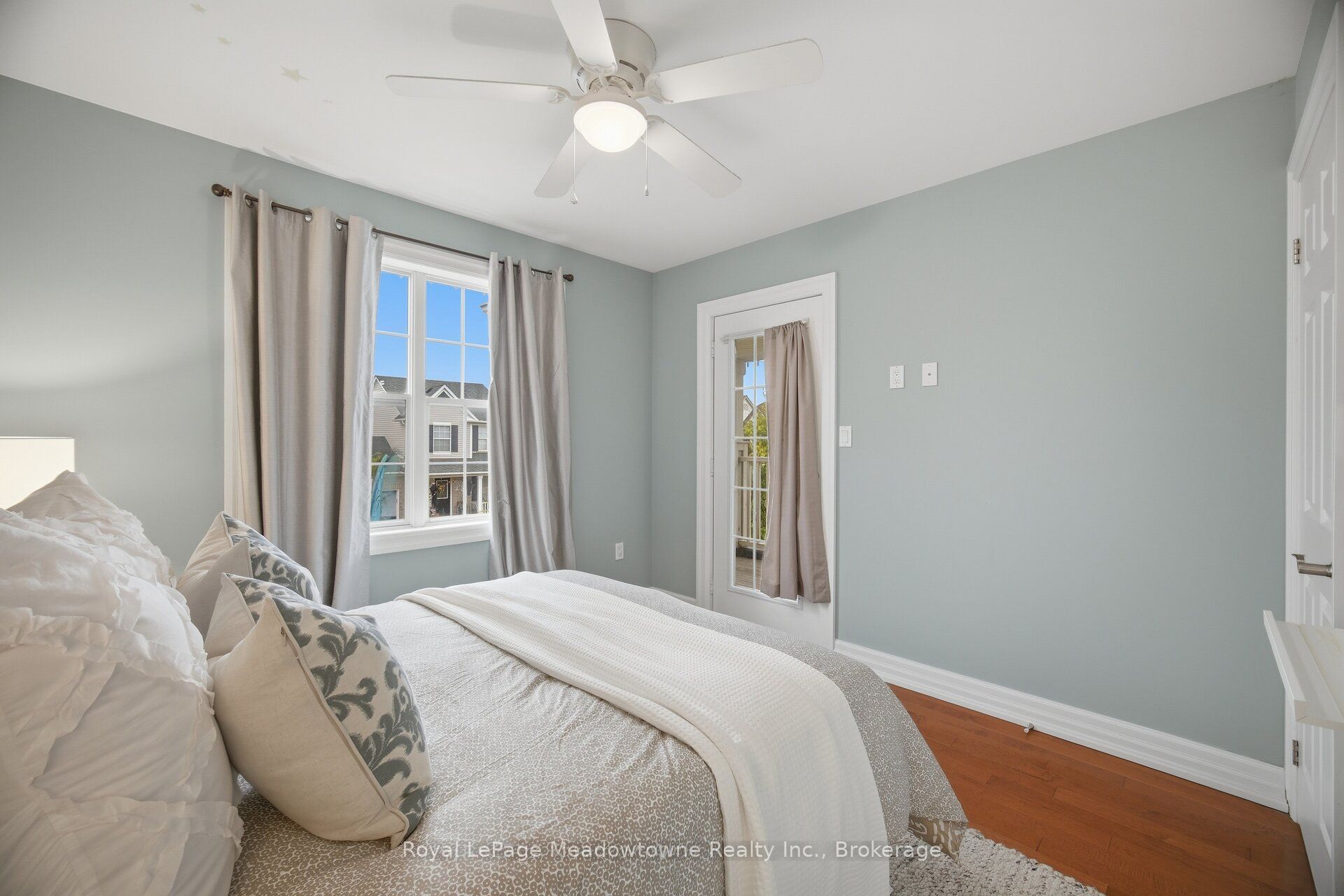 954 Lancaster Boulevard Property Photo 33