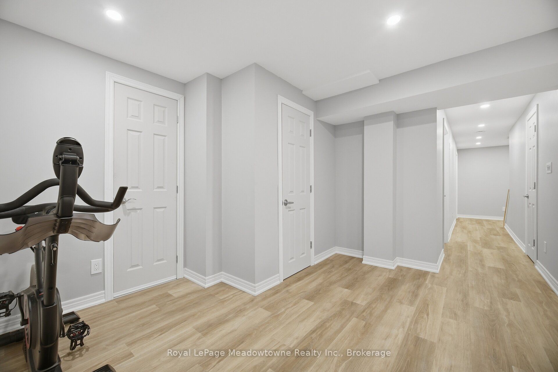 954 Lancaster Boulevard Property Photo 39