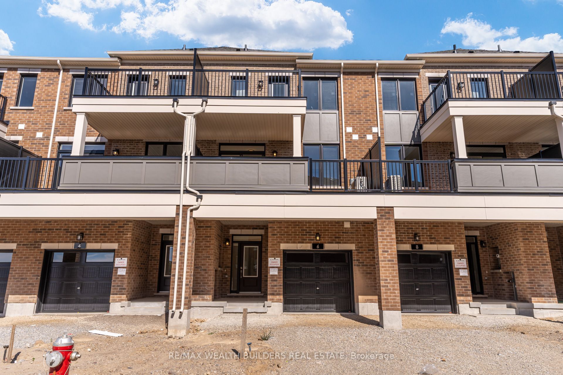 6 Thornbird Crescent Property Photo 1