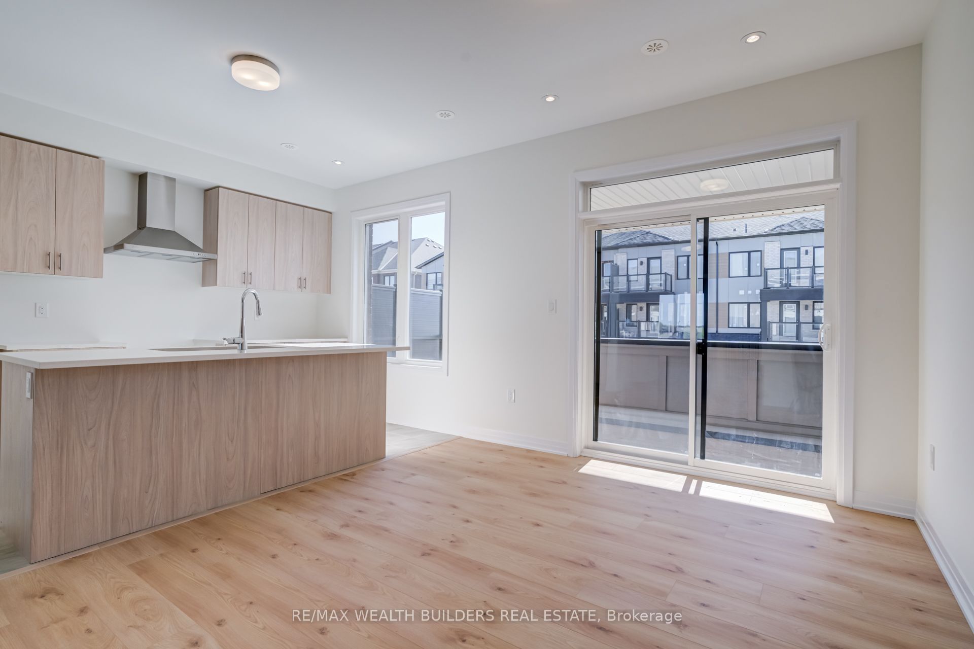 6 Thornbird Crescent Property Photo 13