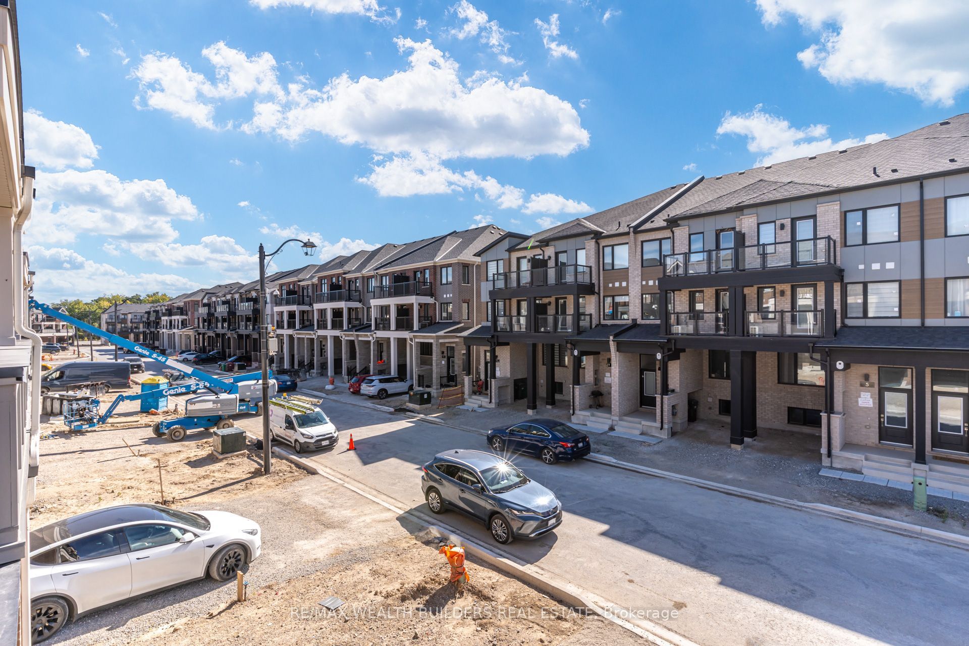 6 Thornbird Crescent Property Photo 16