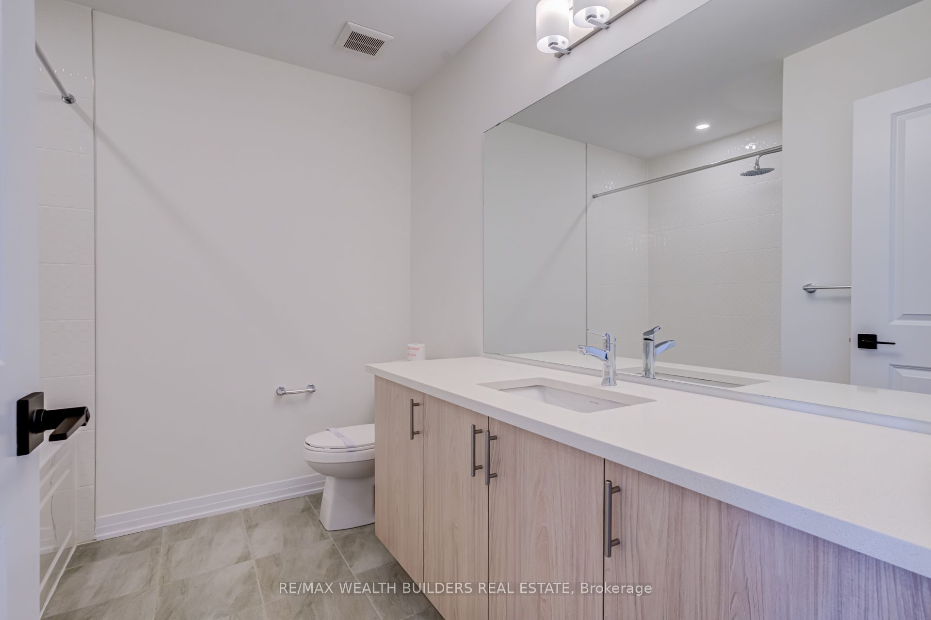 6 Thornbird Crescent Property Photo 31