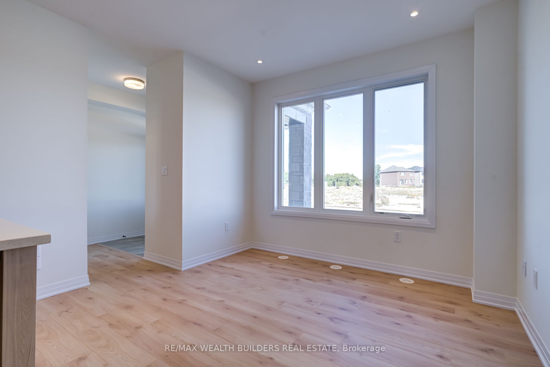 6 Thornbird Crescent Property Photo 37