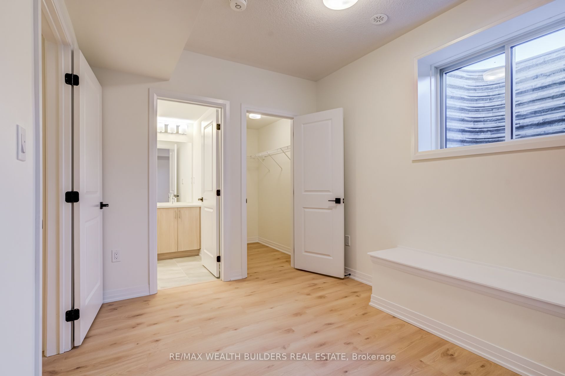 6 Thornbird Crescent Property Photo 48