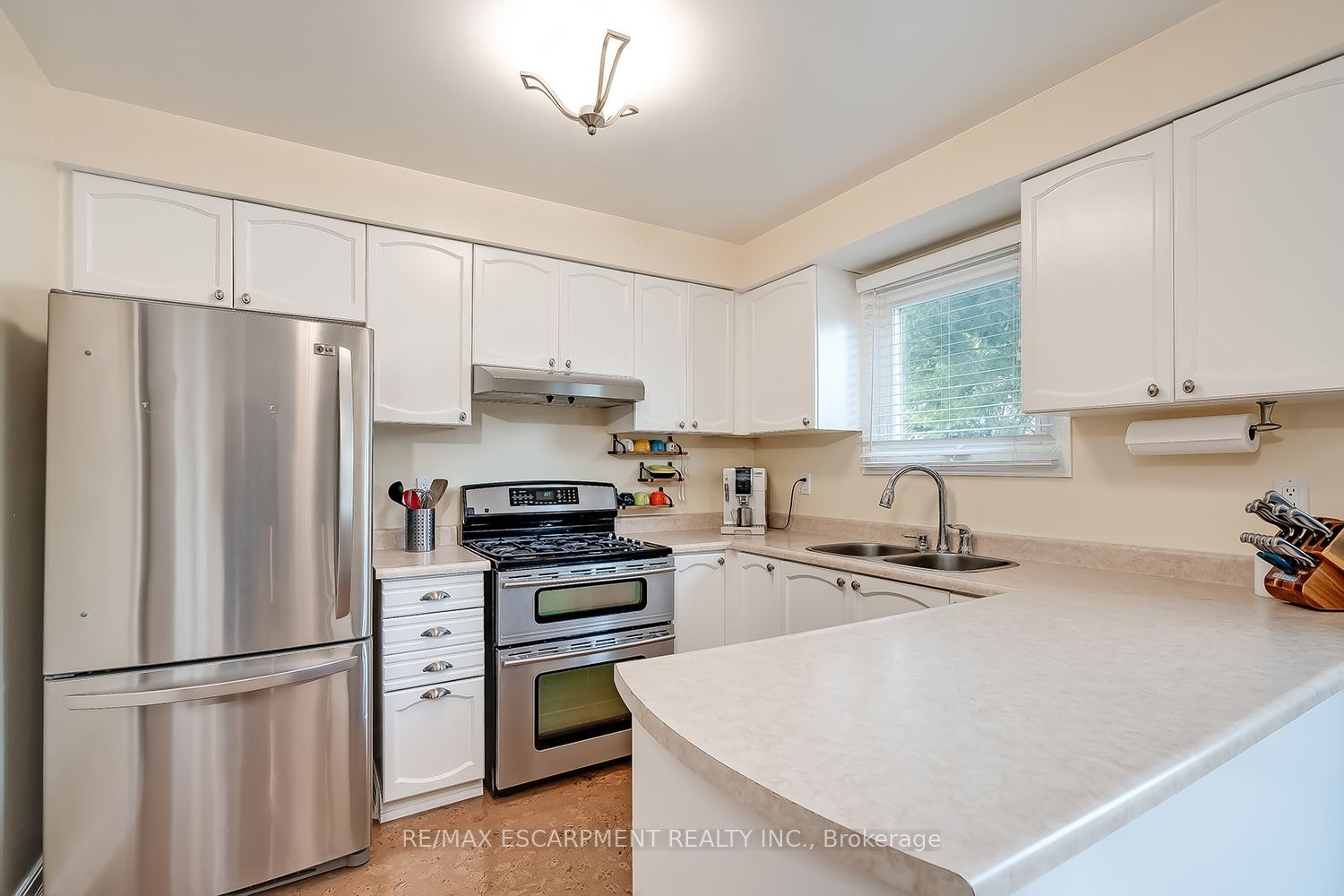 3163 Barwell Road Property Photo 15