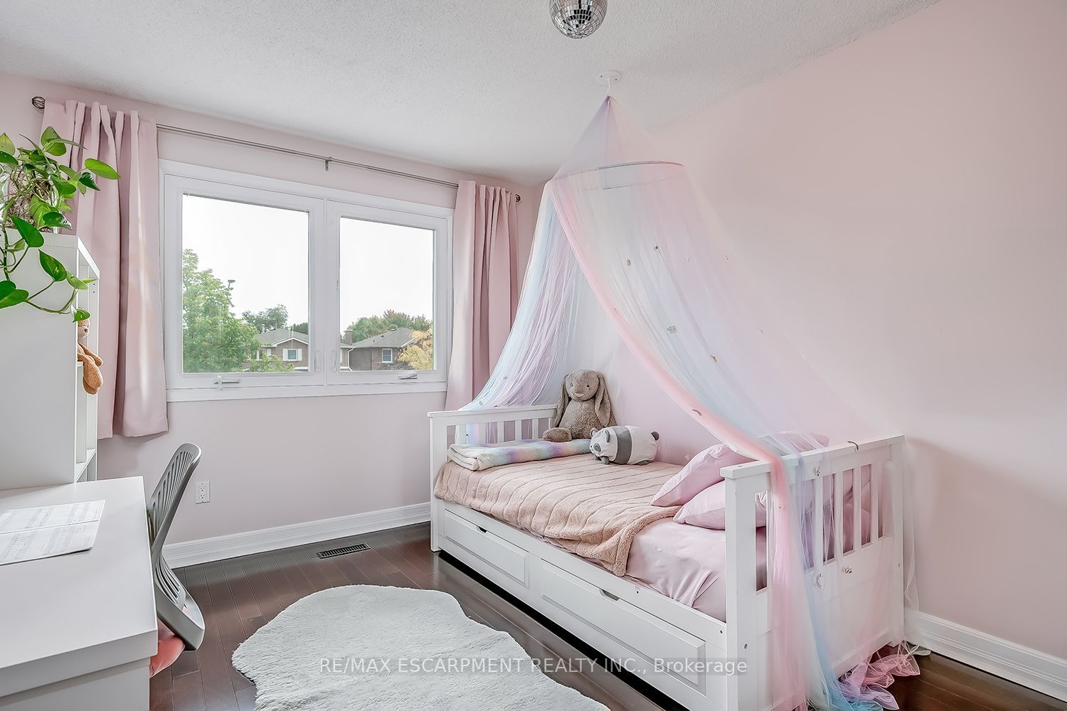 3163 Barwell Road Property Photo 24