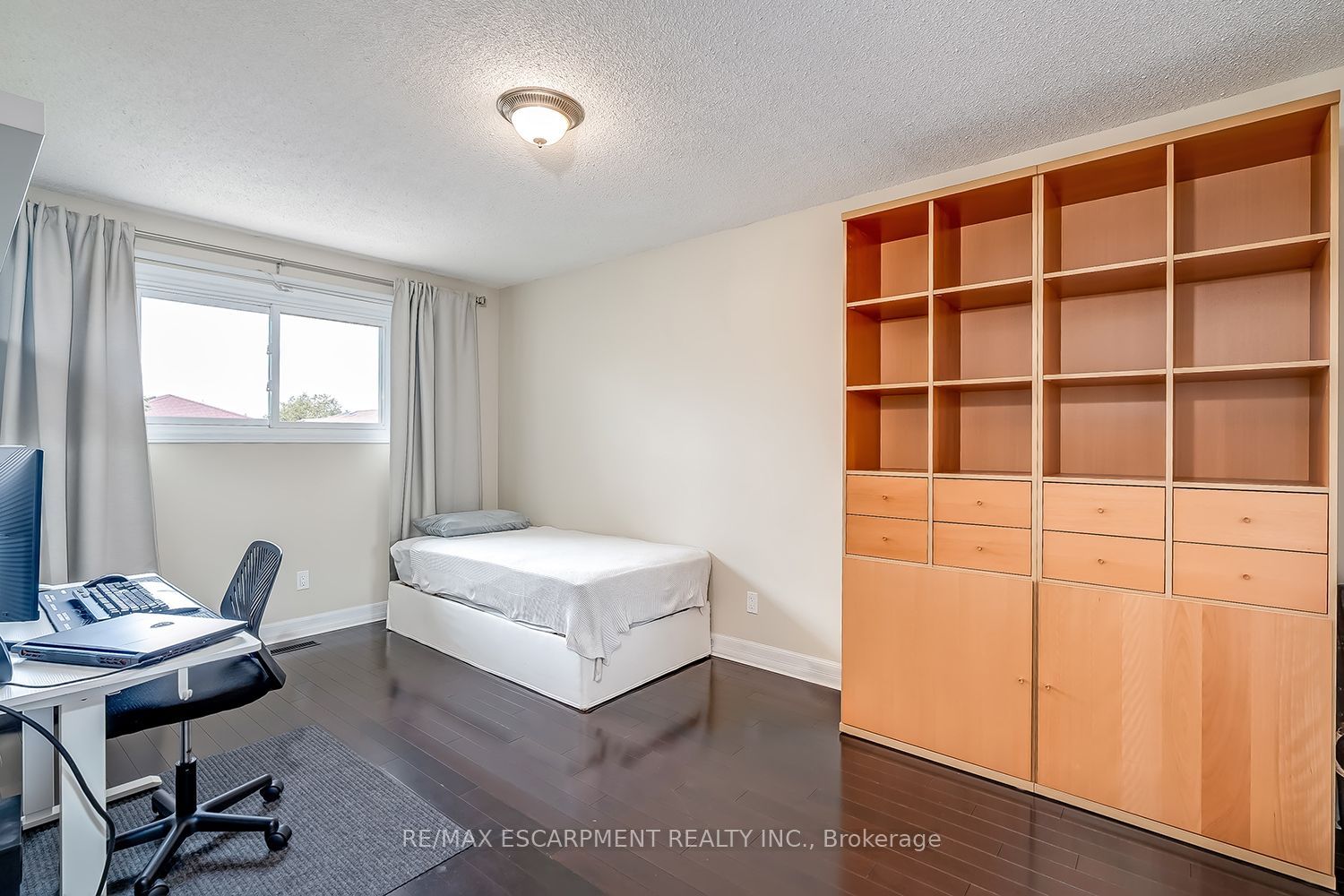 3163 Barwell Road Property Photo 25