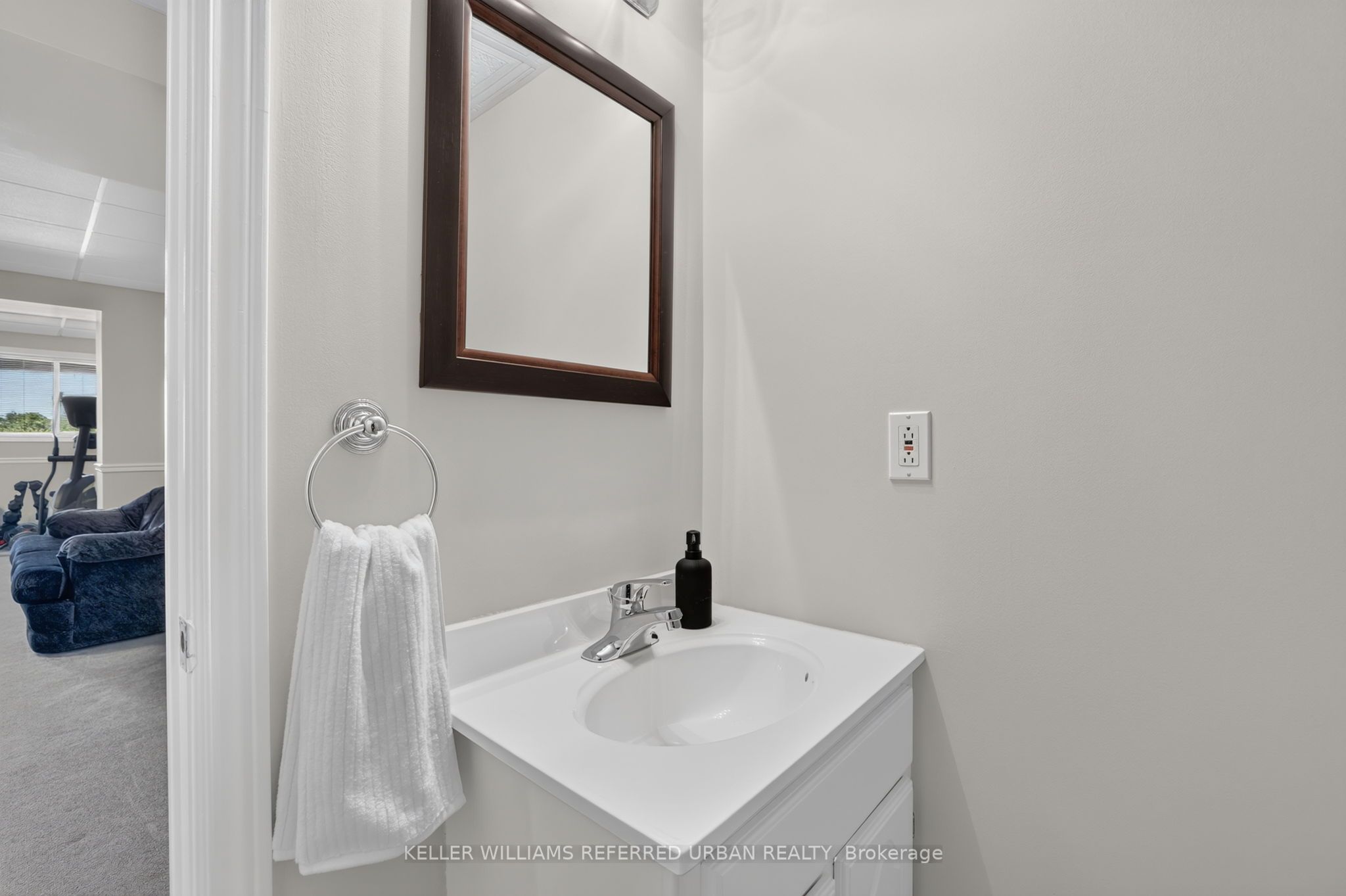 27 Summer Valley Drive Property Photo 35