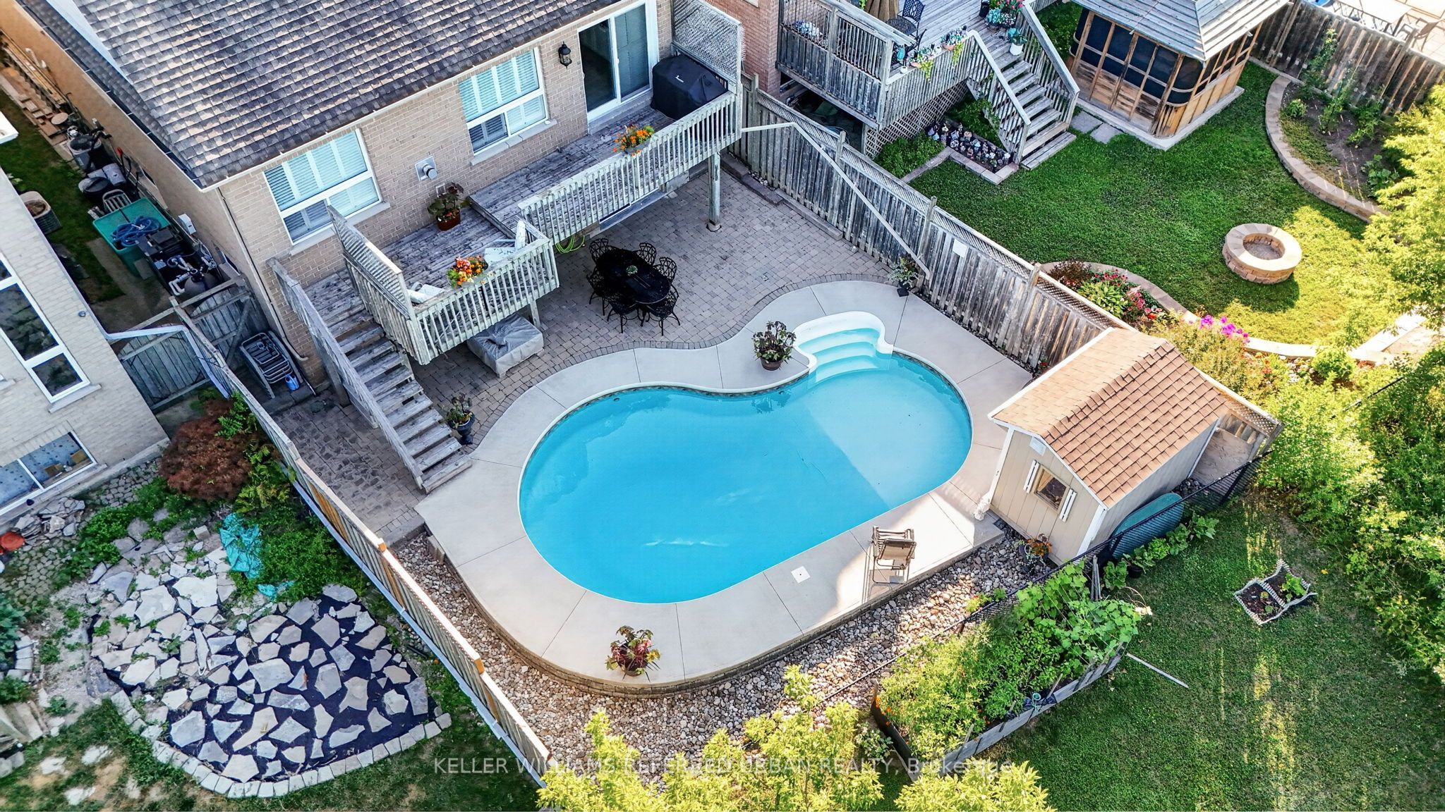 27 Summer Valley Drive Property Photo 45