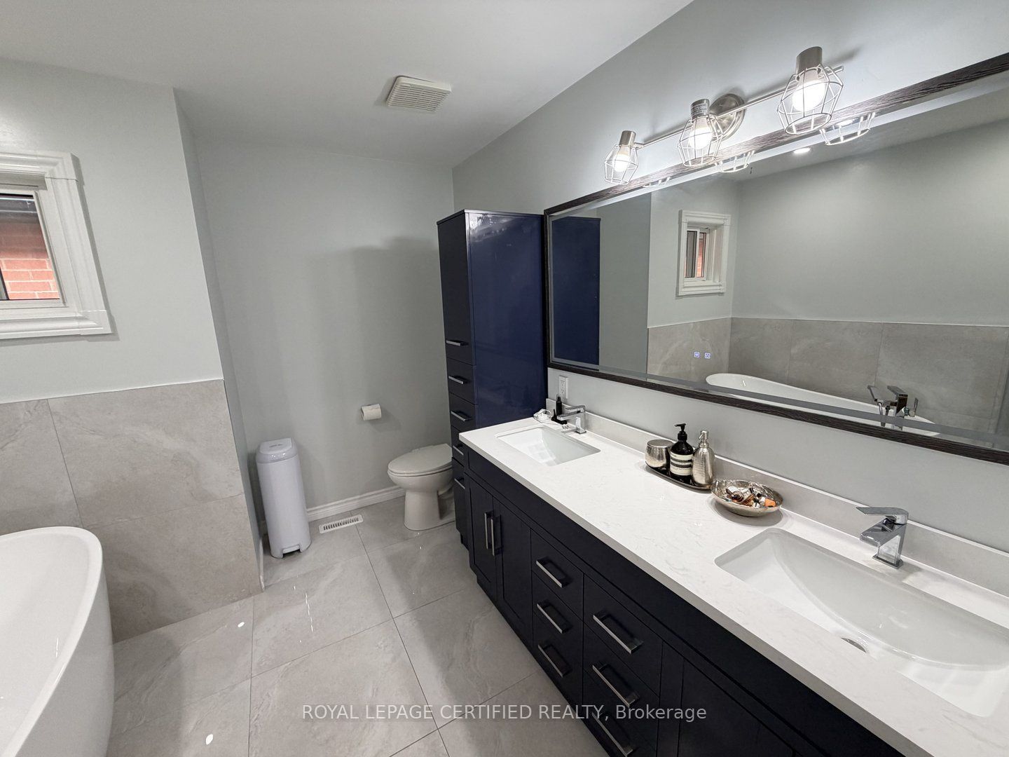 5967 Cherrywood Place Property Photo 13