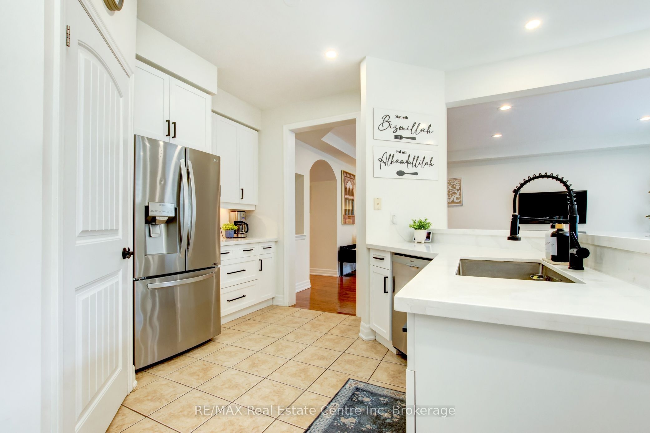 52 Bardoe Crescent Property Photo 11